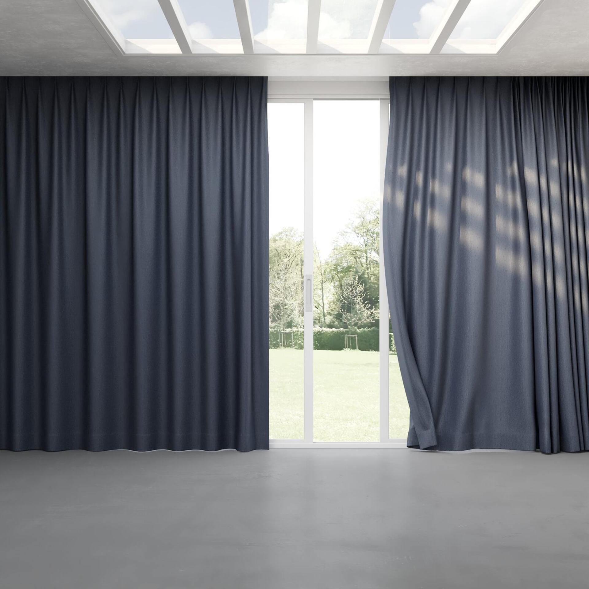 Full view of Rewind Cloud, pinch pleat
