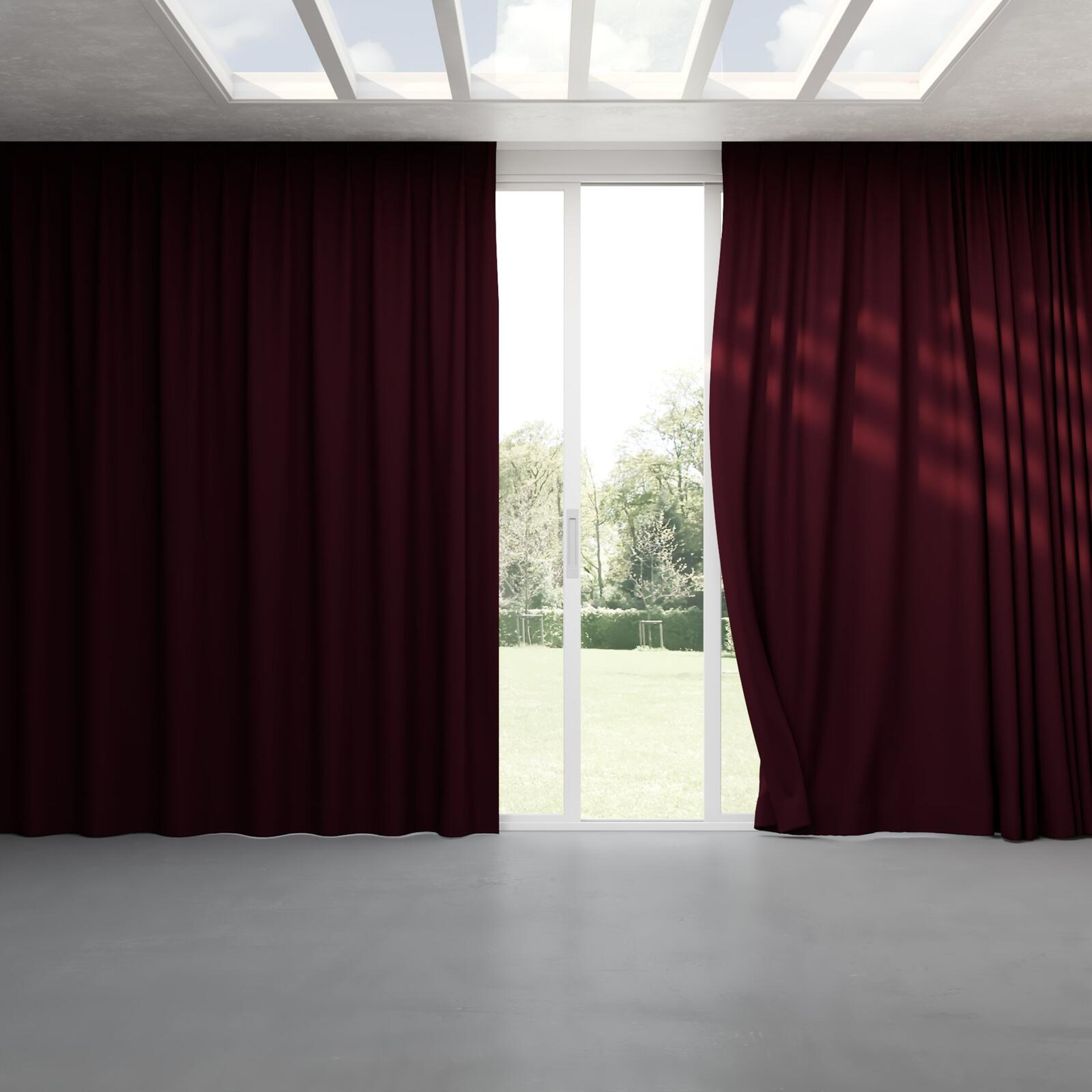 Full view of Vela Aubergine, pinch pleat