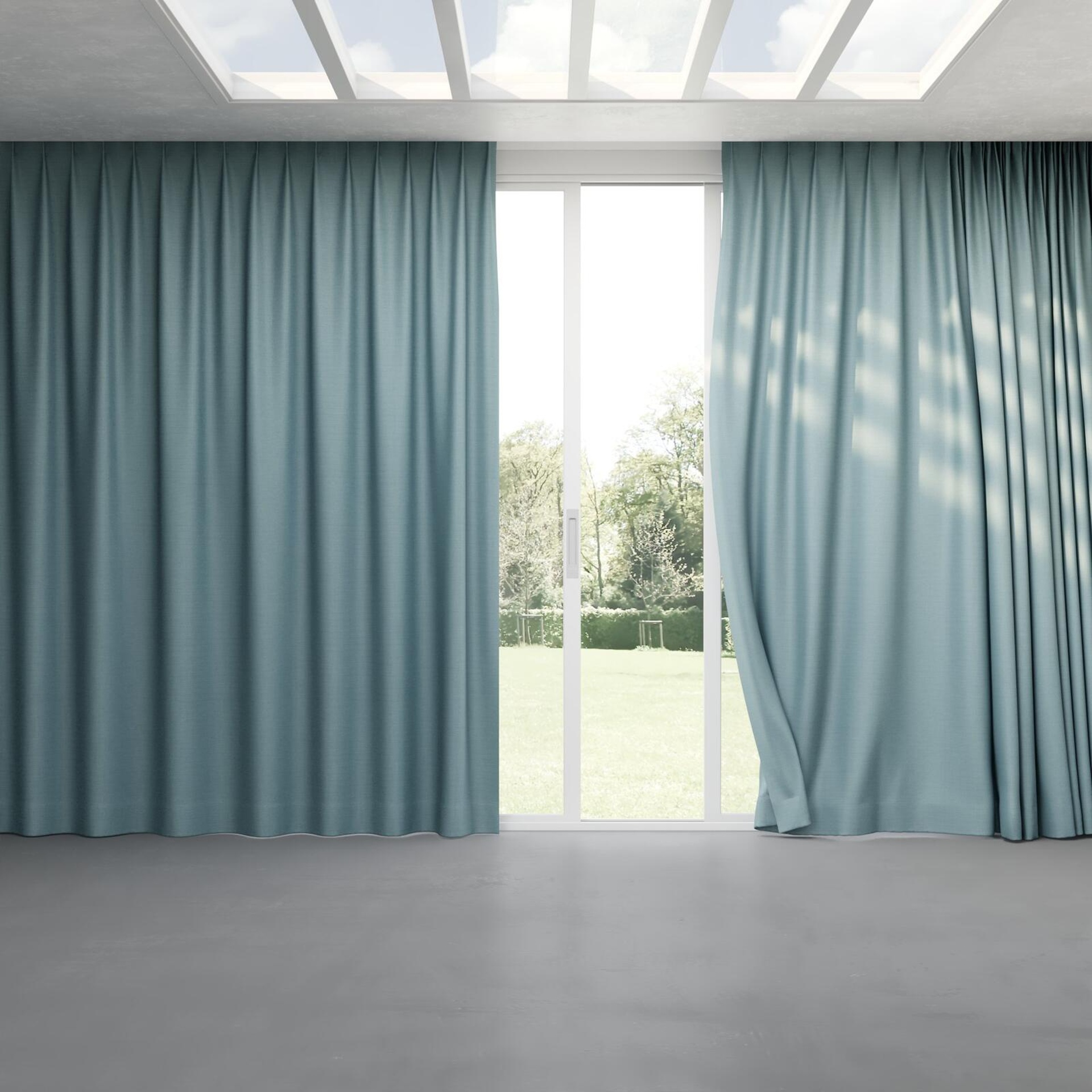 Full view of Linex Cloud, pinch pleat