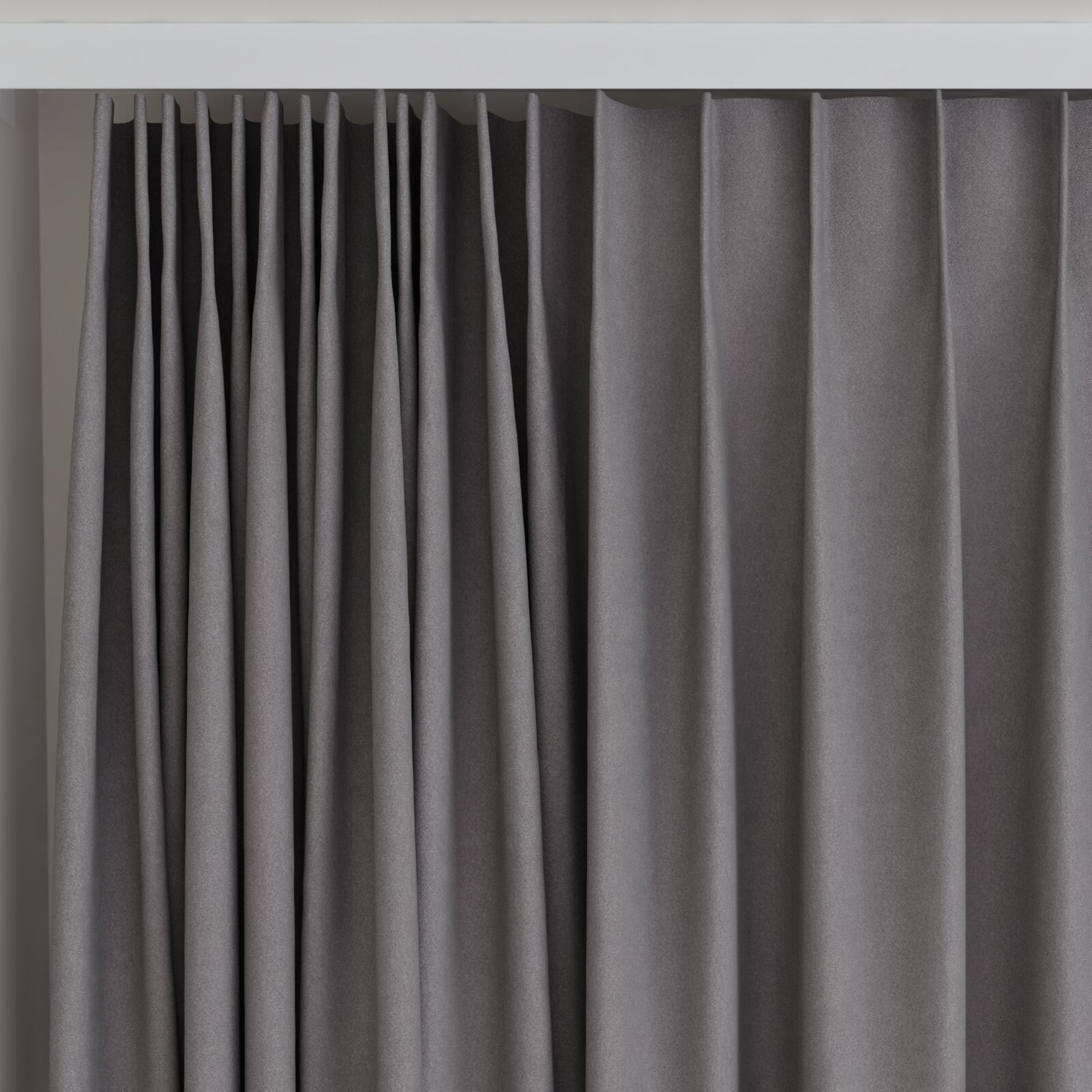 Top view of Peak Mouse, on curtain rail