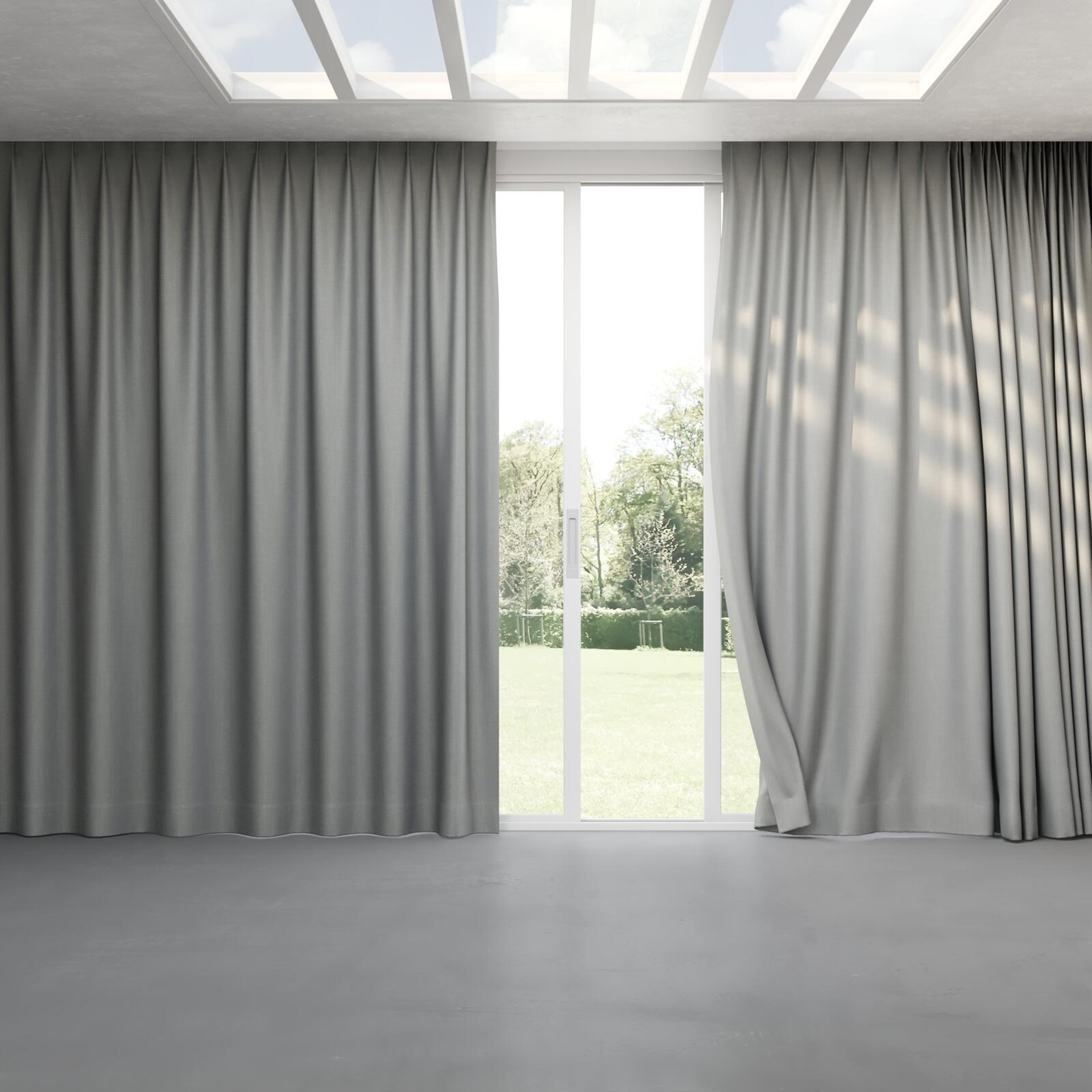 Full view of Gent Mineral, pinch pleat