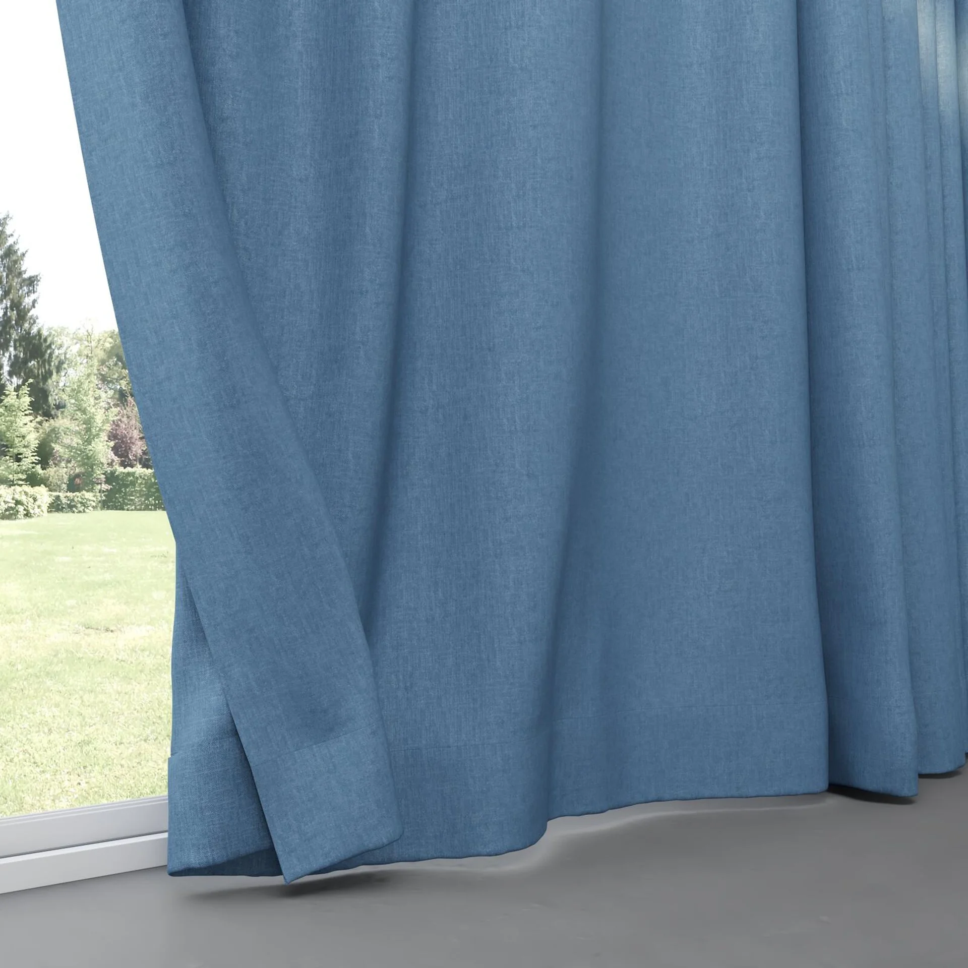 Bottom view of Rover Periwinkle, pinch pleat