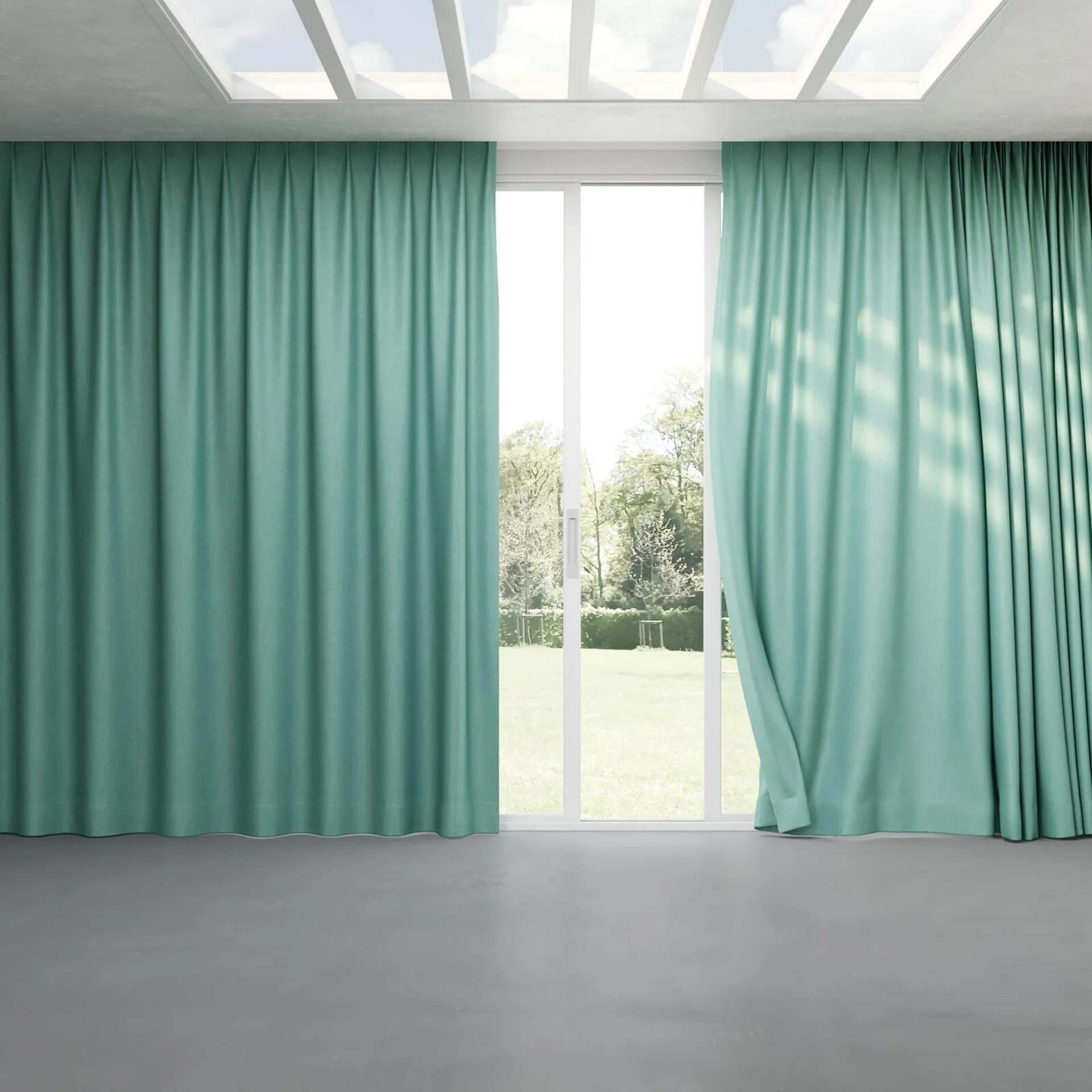 Full view of Bronco Aruba, pinch pleat
