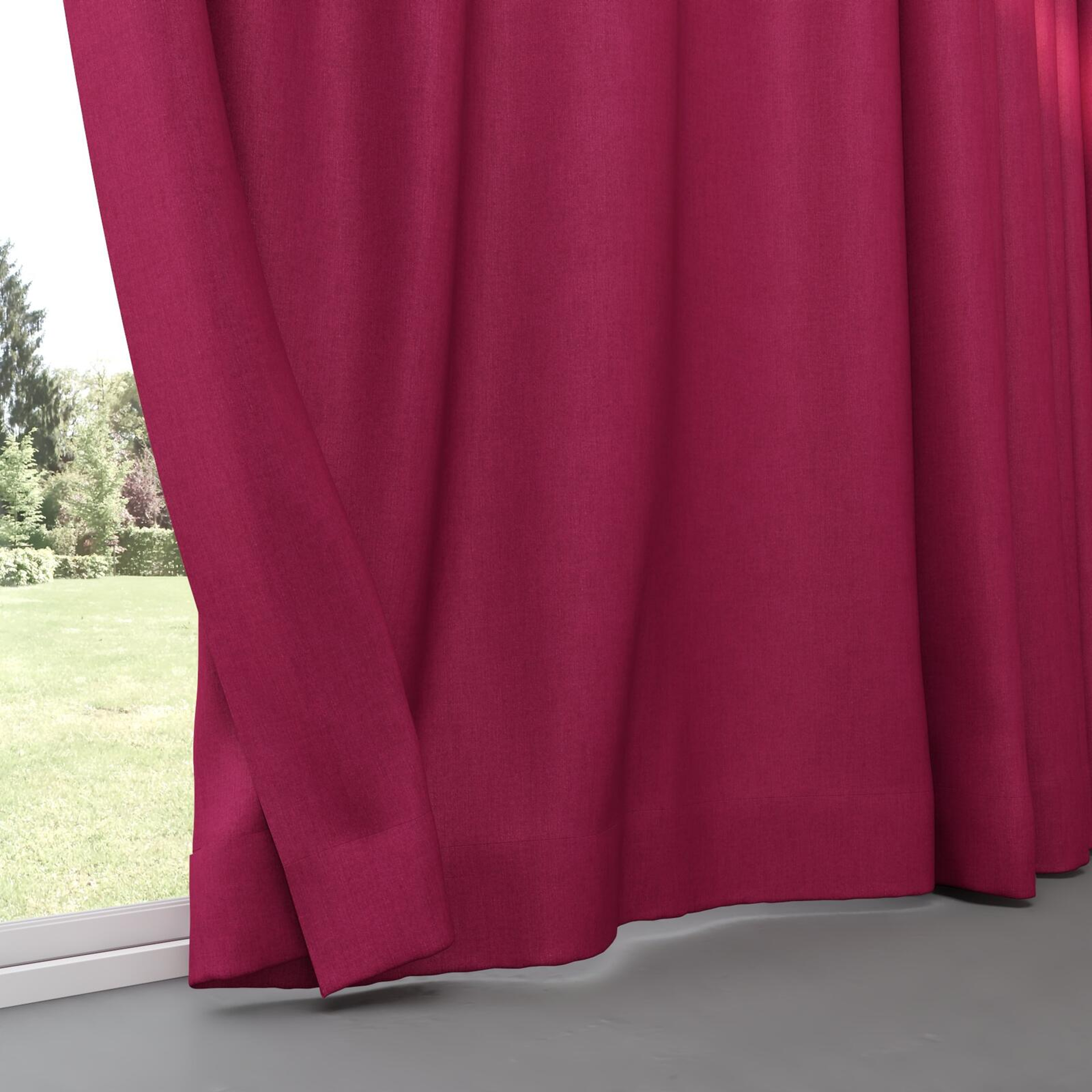 Bottom view of Cushy Peony, pinch pleat