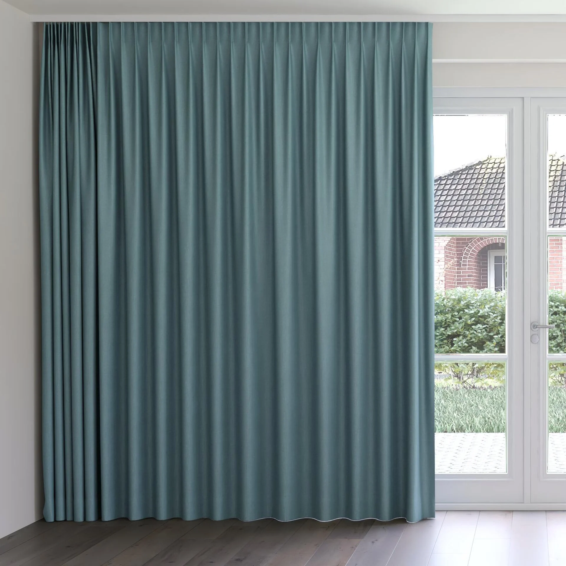 Front view of Gent Hydro, on curtain rail