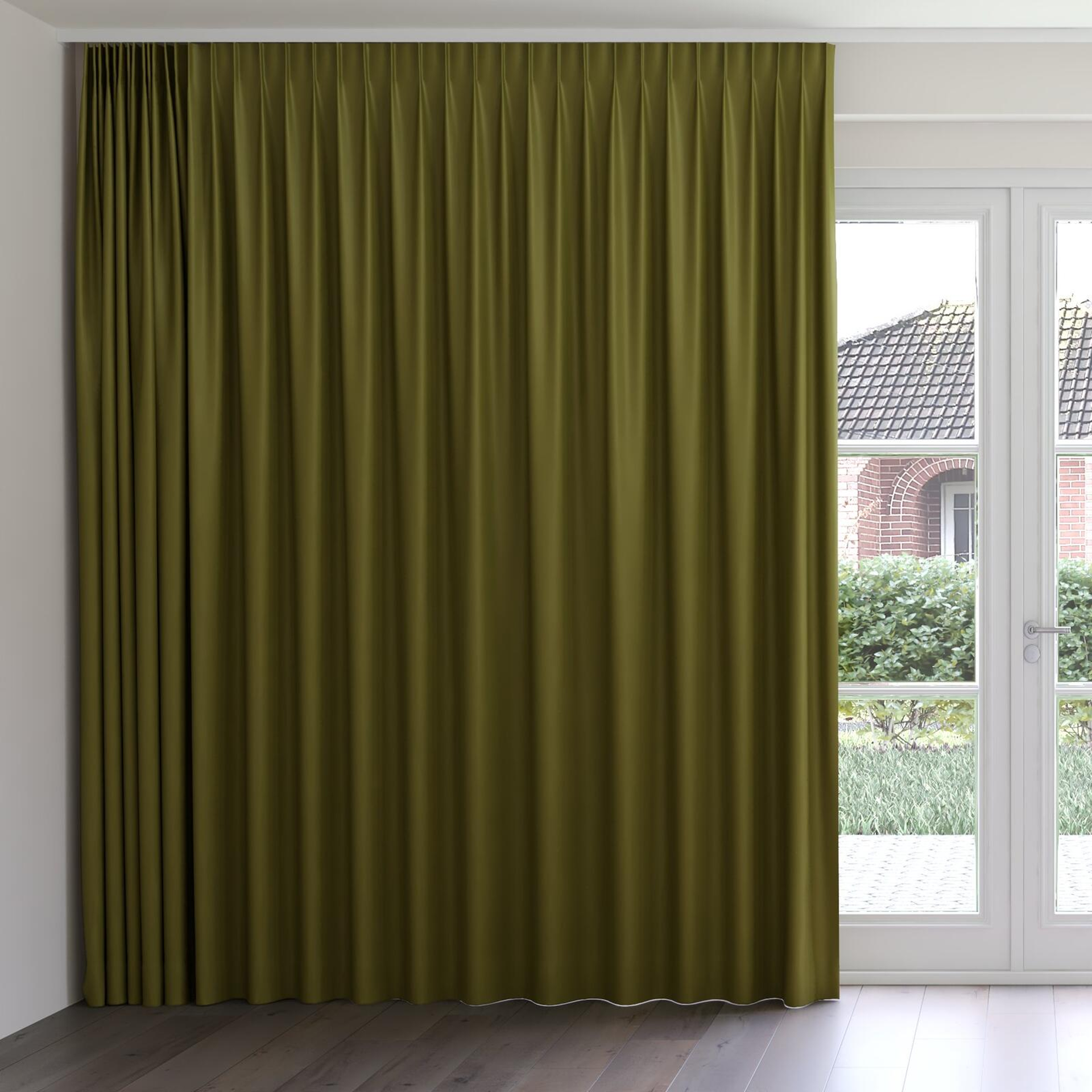 Front view of Vela Camouflage, on curtain rail