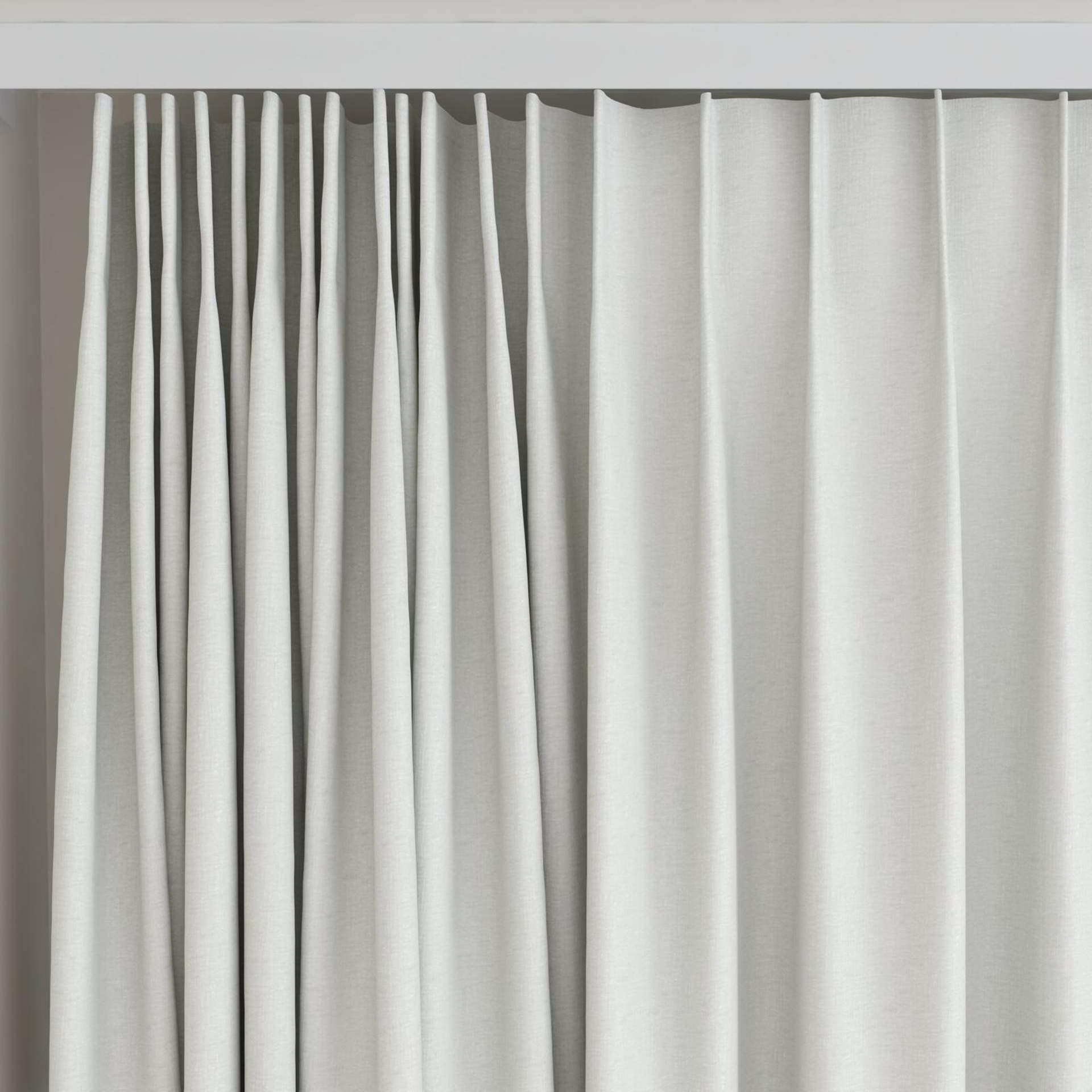 Top view of Coverlet Marble, on curtain rail