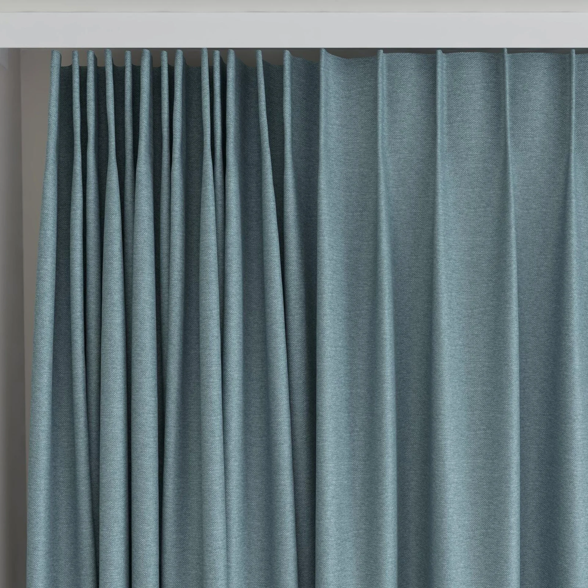 Top view of Duede Mineral, on curtain rail