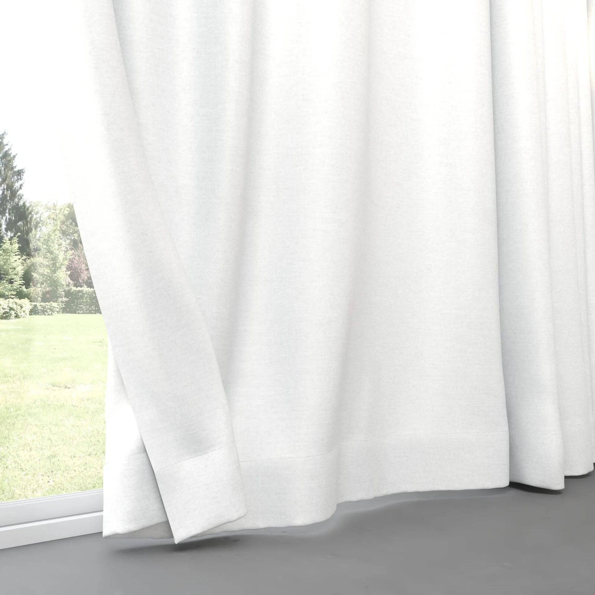 Bottom view of Provence Albatros, pinch pleat