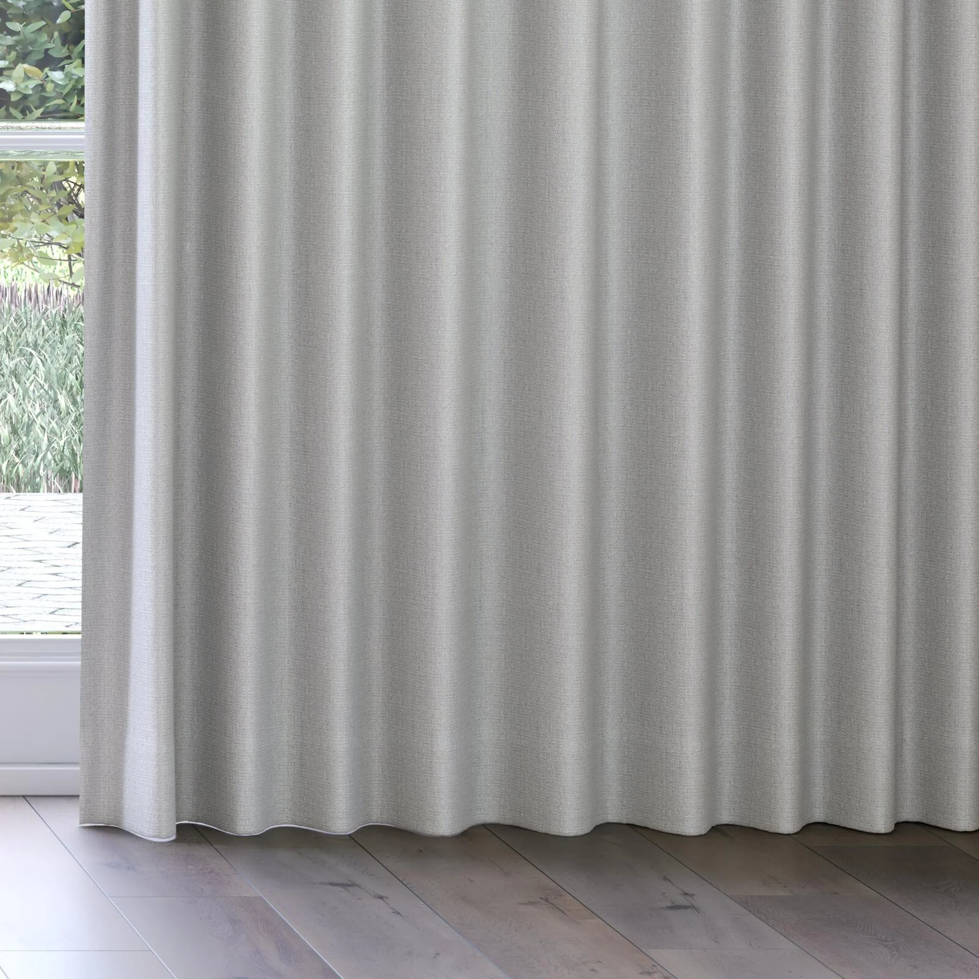 Bottom view of Gent Whisper, on curtain rail