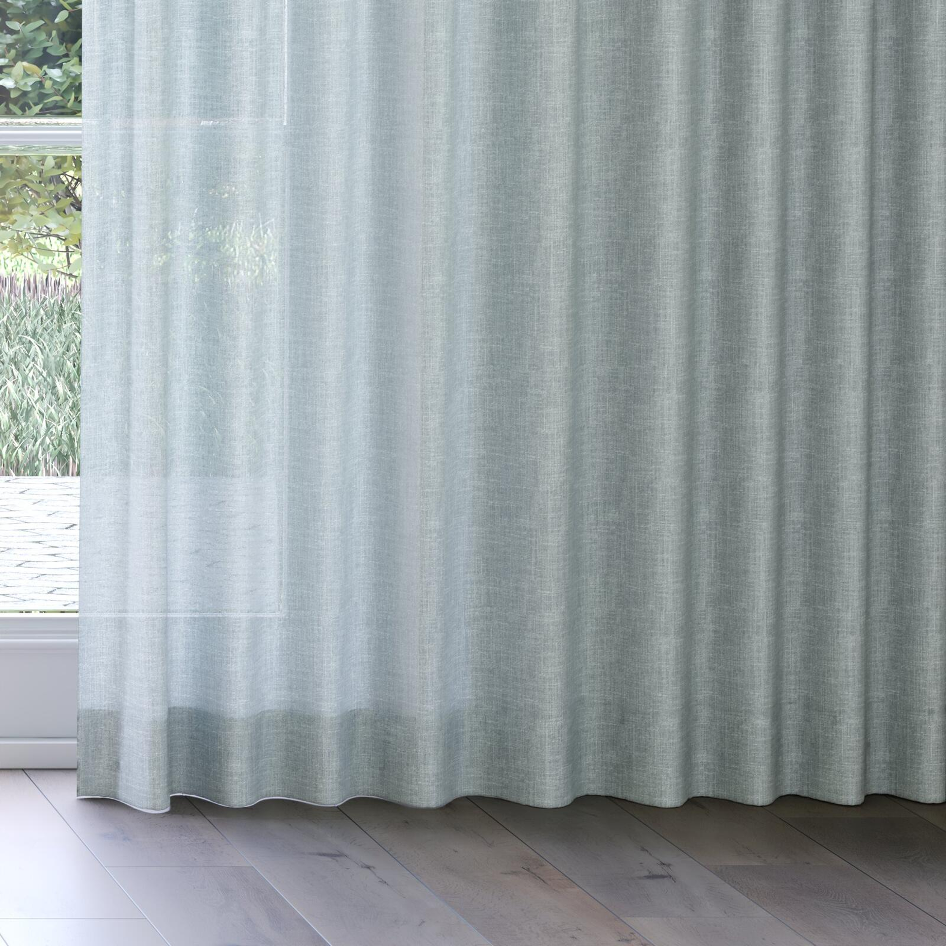 Bottom view of Motion Linden, on curtain rail