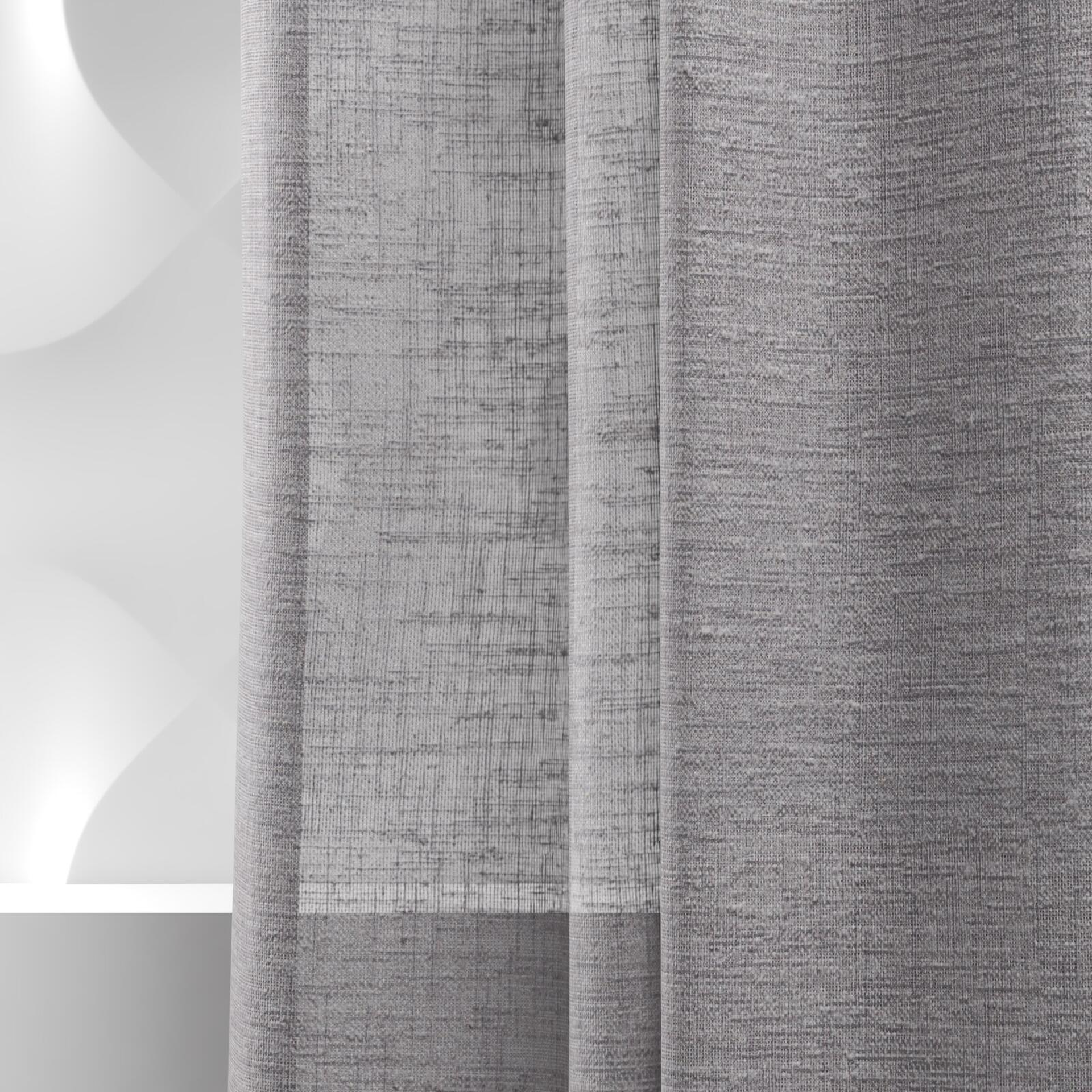 Detailed view of Cirrus Slate