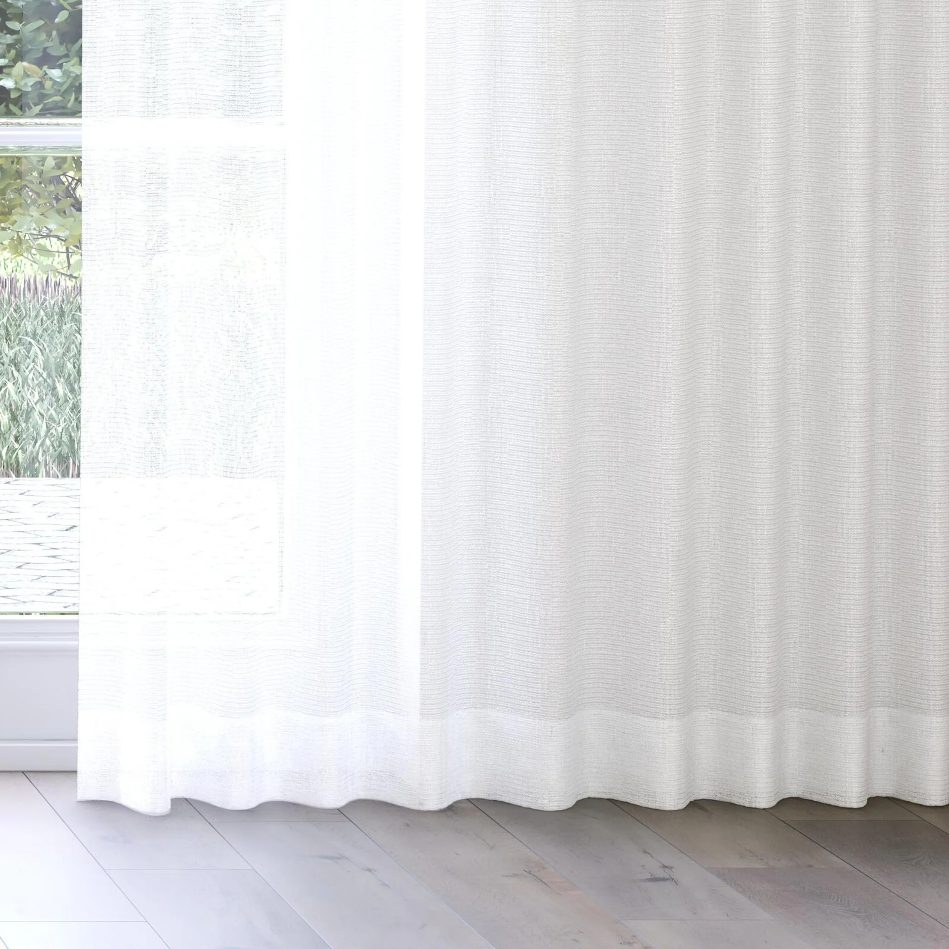 Bottom view of Mathilde Snow, on curtain rail