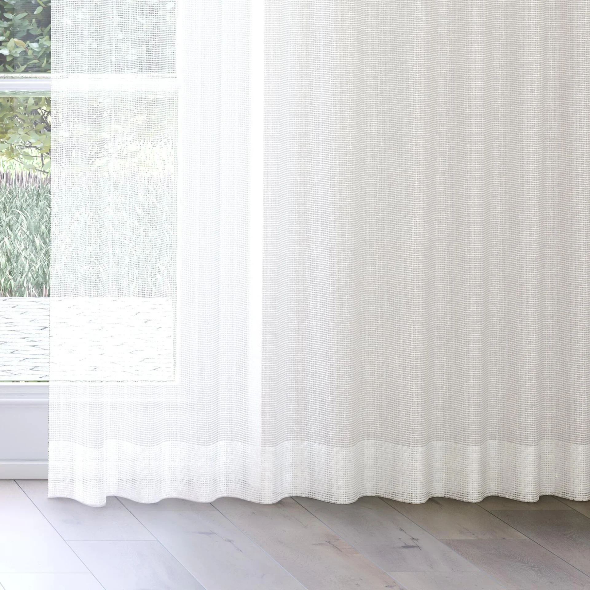 Bottom view of Jabberwocky Pearl, on curtain rail