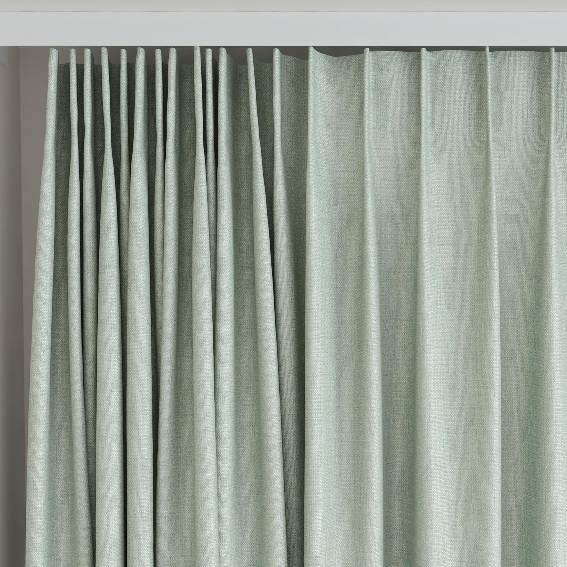 Top view of Gent Balsam, on curtain rail