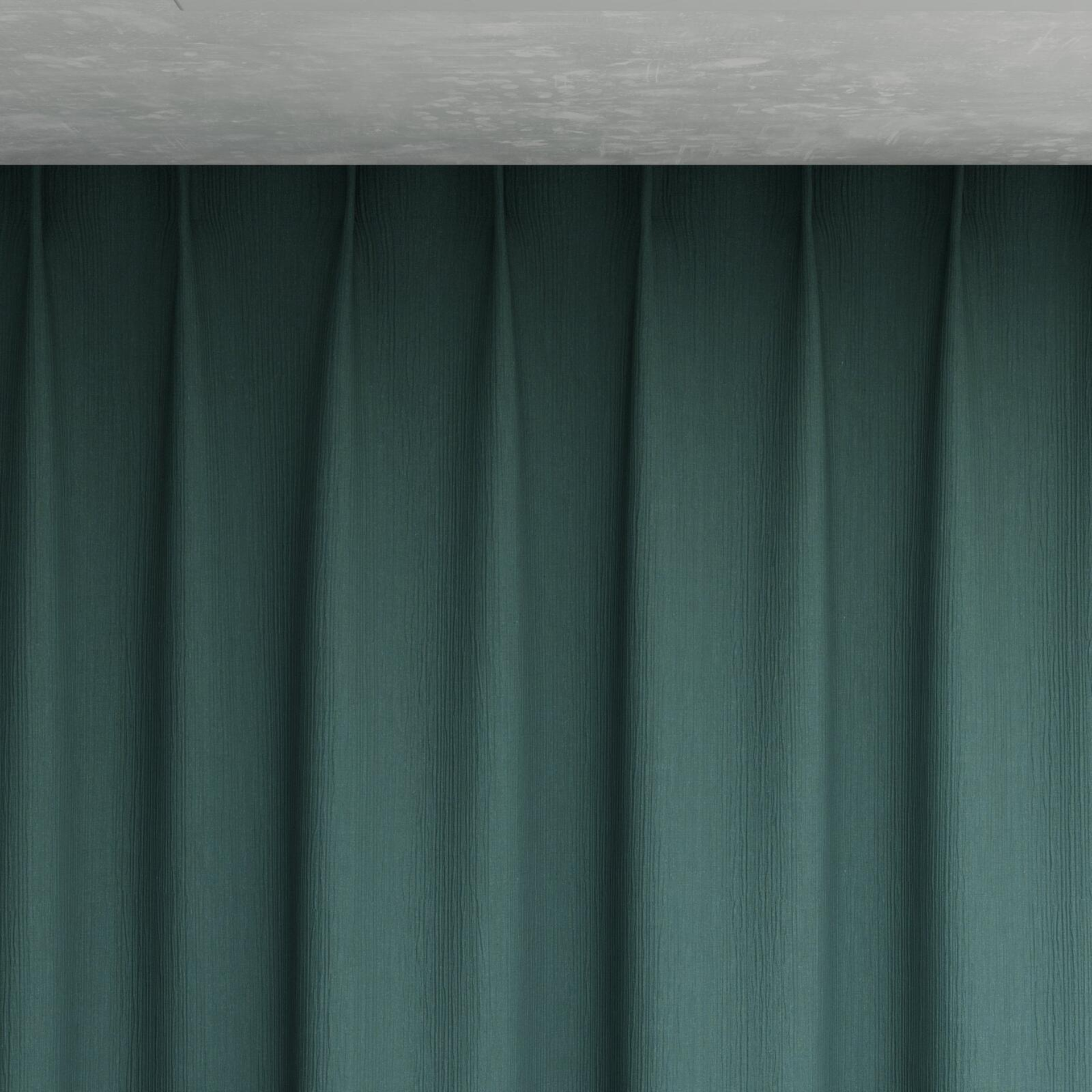 Top view of Northstar Peacock, pinch pleat