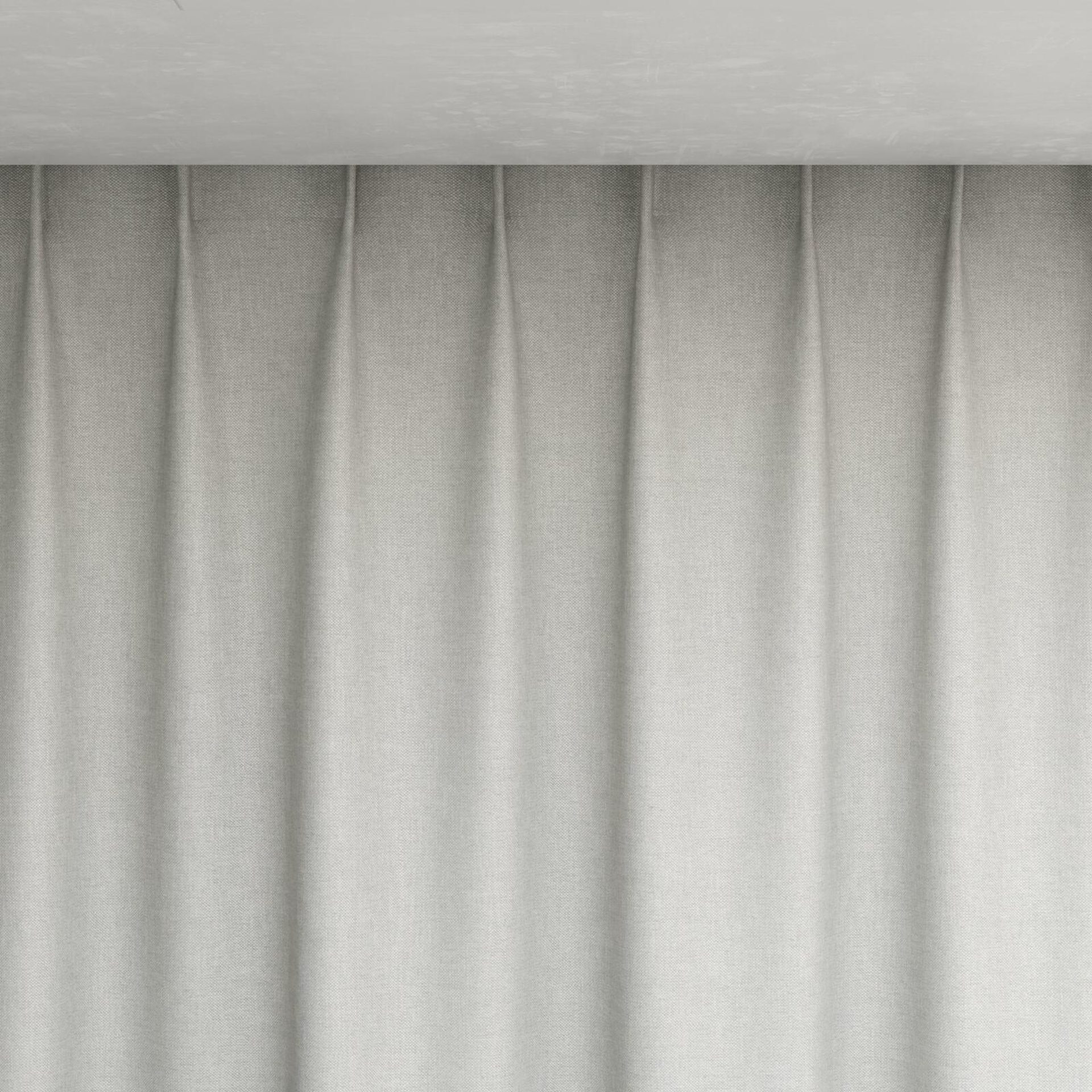 Top view of Perfecto Sterling, pinch pleat