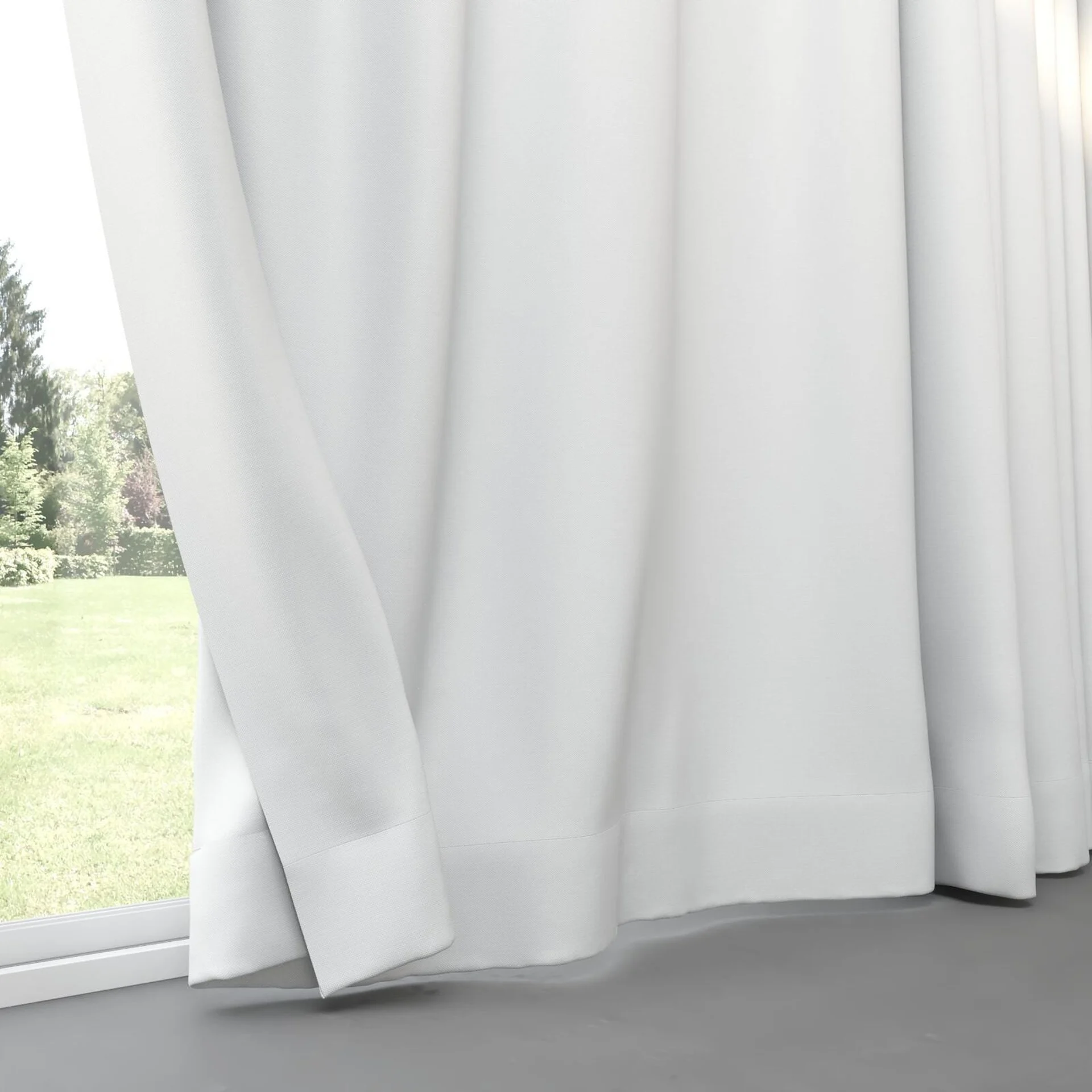Bottom view of Duede Snow, pinch pleat