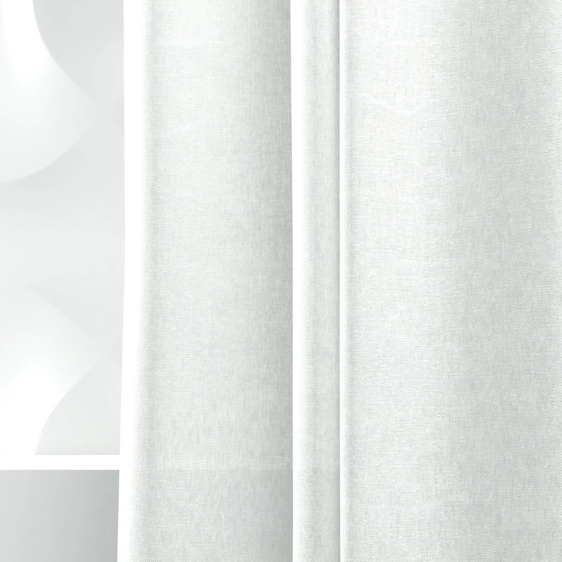 Detailed view of Pure Swan