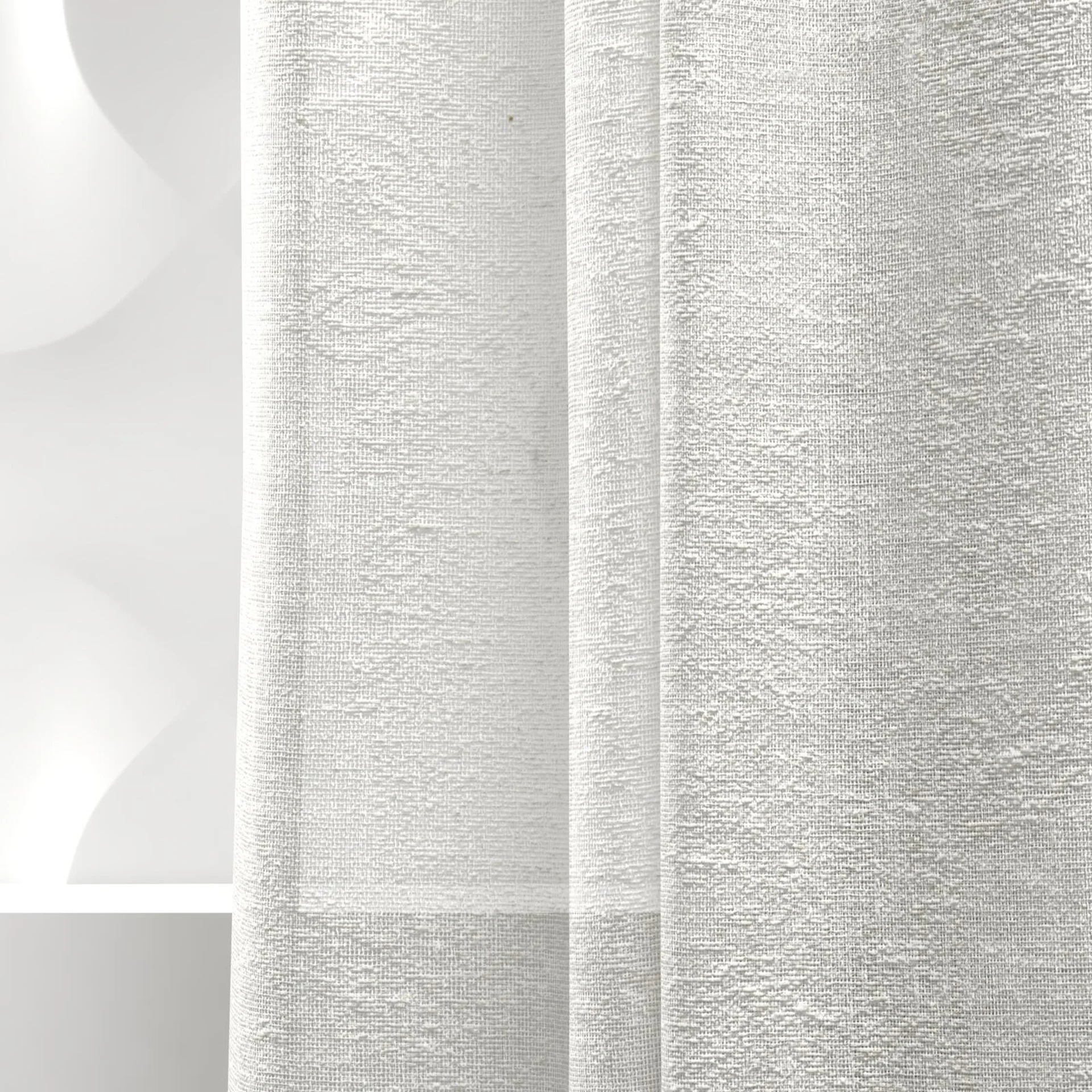 Detailed view of Savona Pure