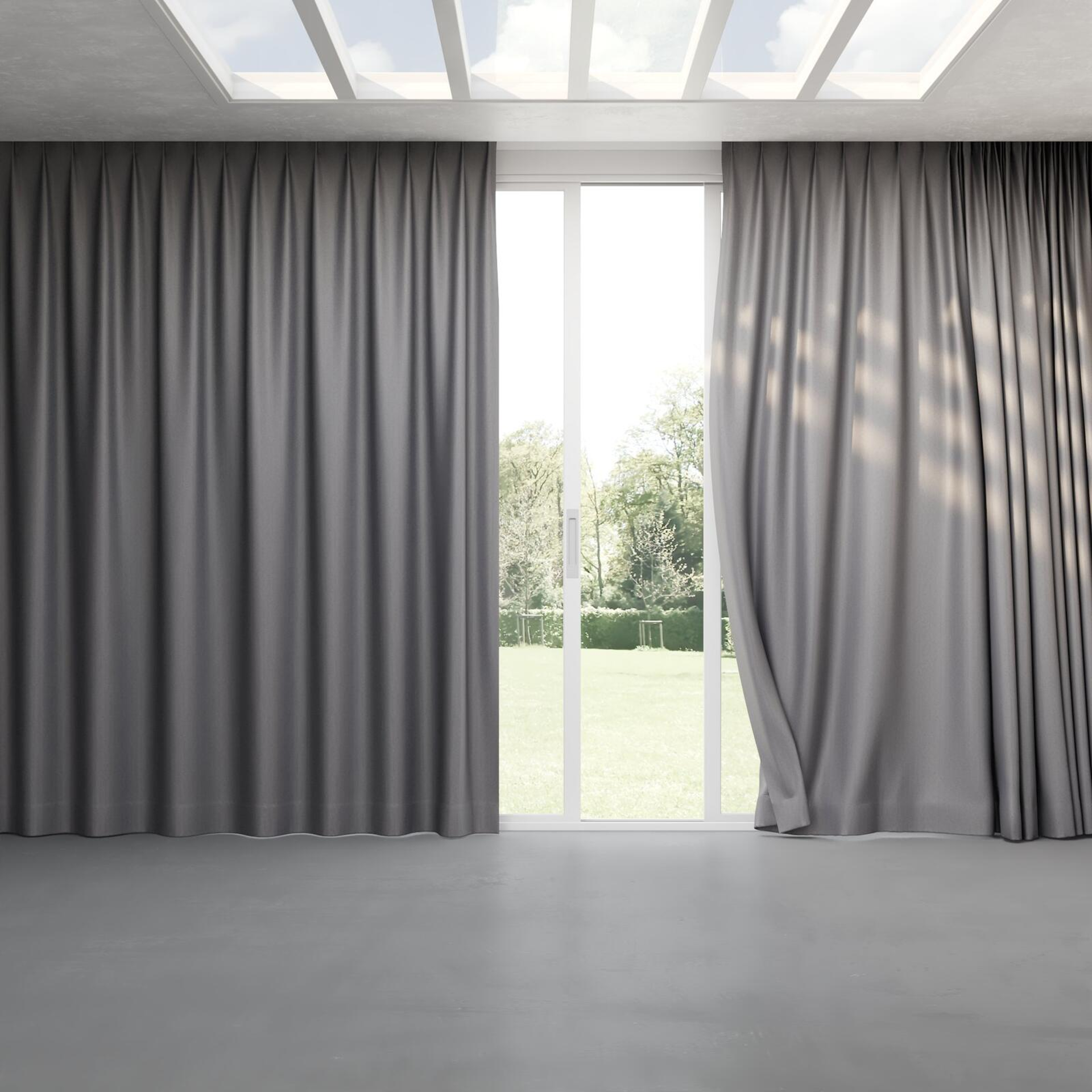 Full view of Taylor Storm, pinch pleat