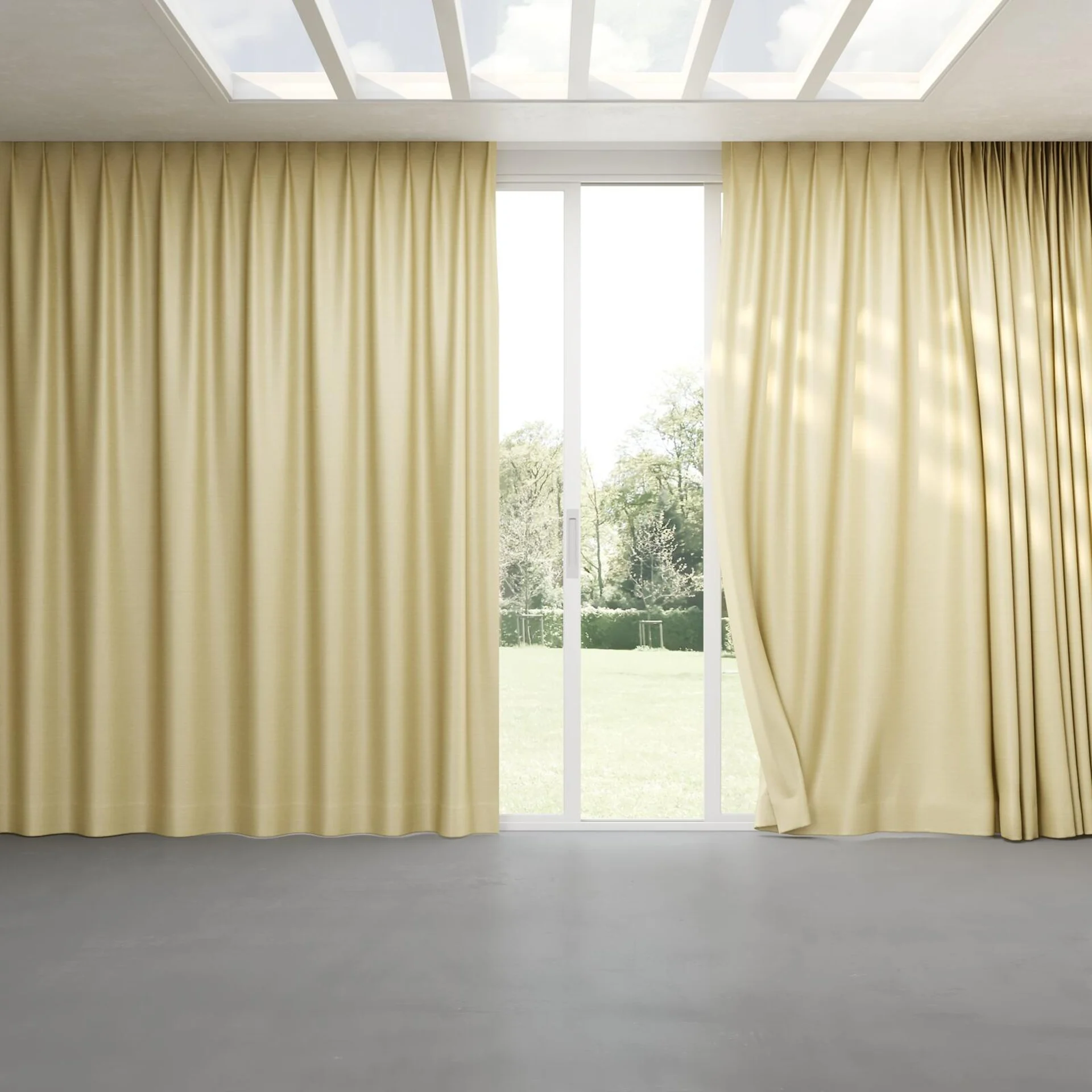 Full view of Silky Raffia, pinch pleat