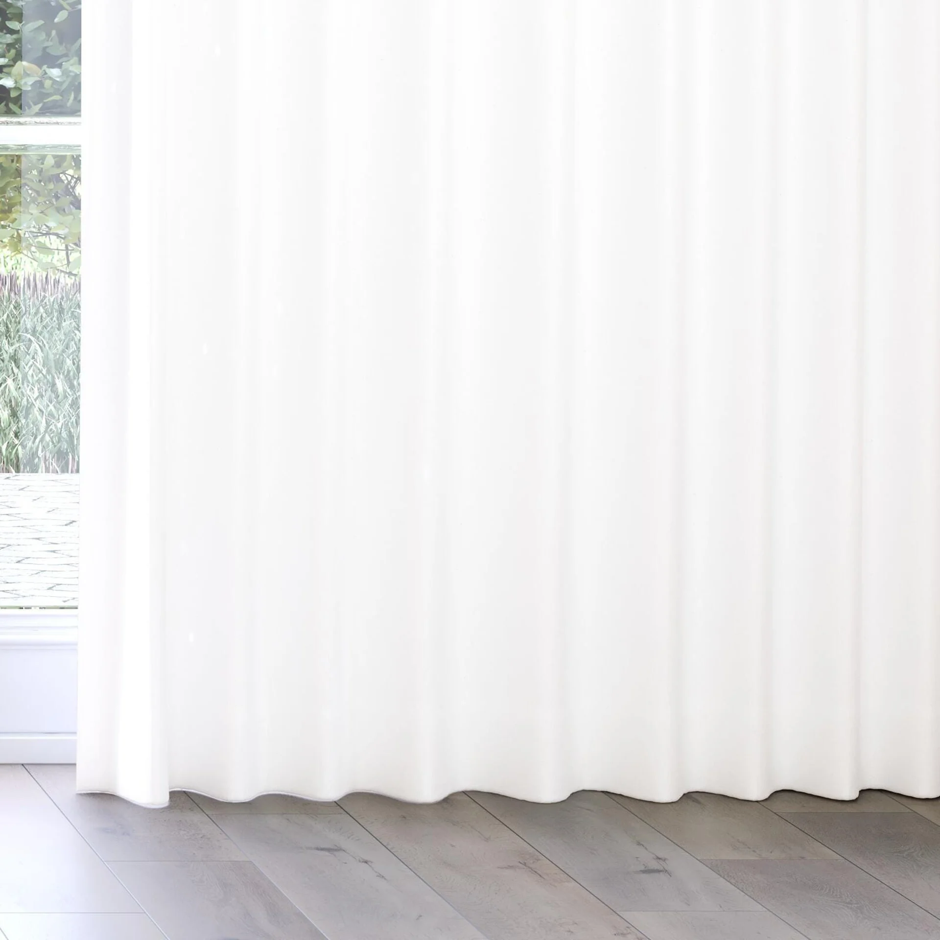 Bottom view of Excel Snow, on curtain rail