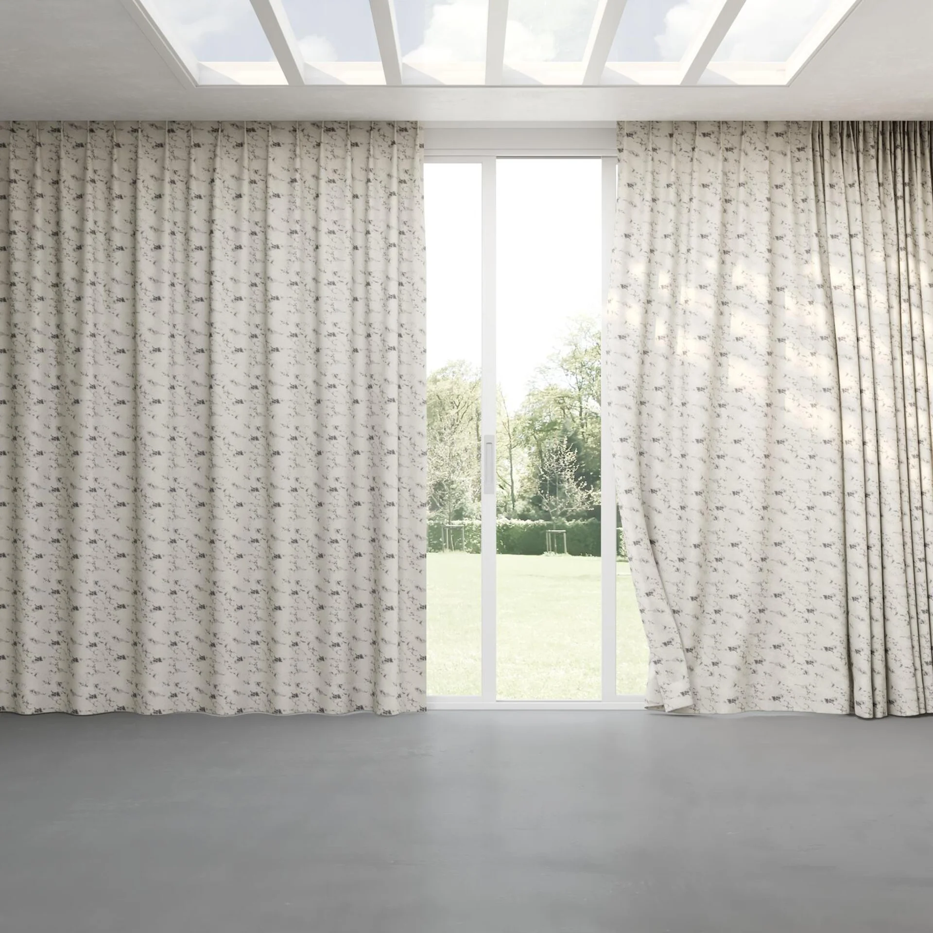 Full view of Lipova Snow, pinch pleat