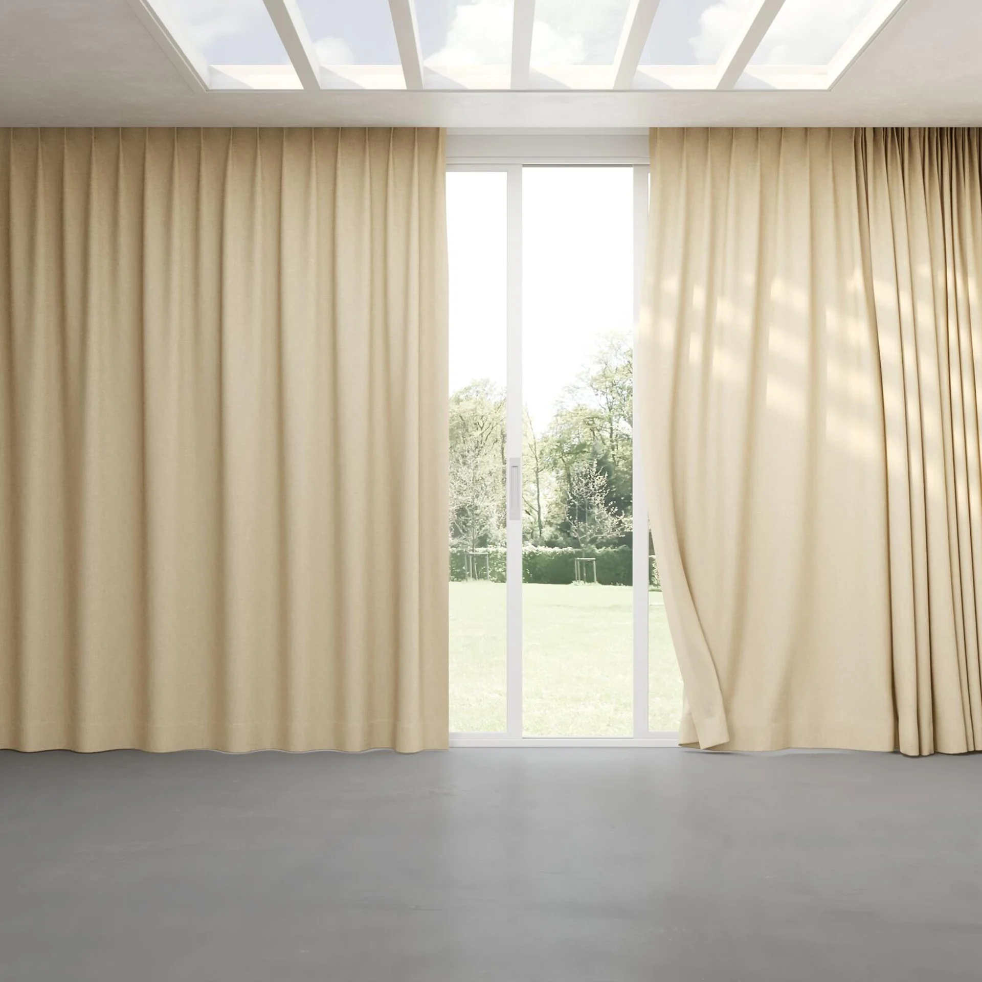 Full view of Mauritius Papyrus, pinch pleat