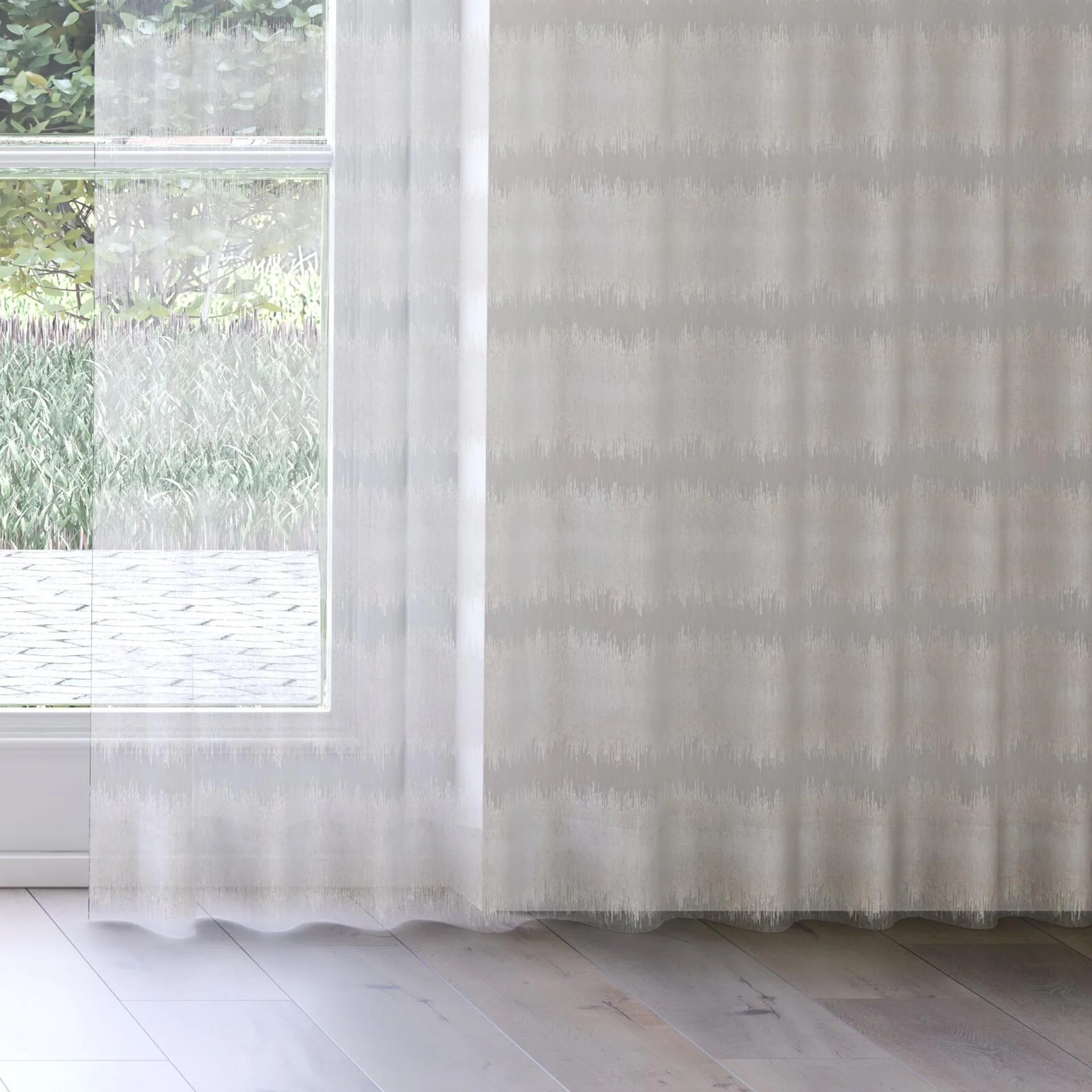 Bottom view of Speed Dune, on curtain rail