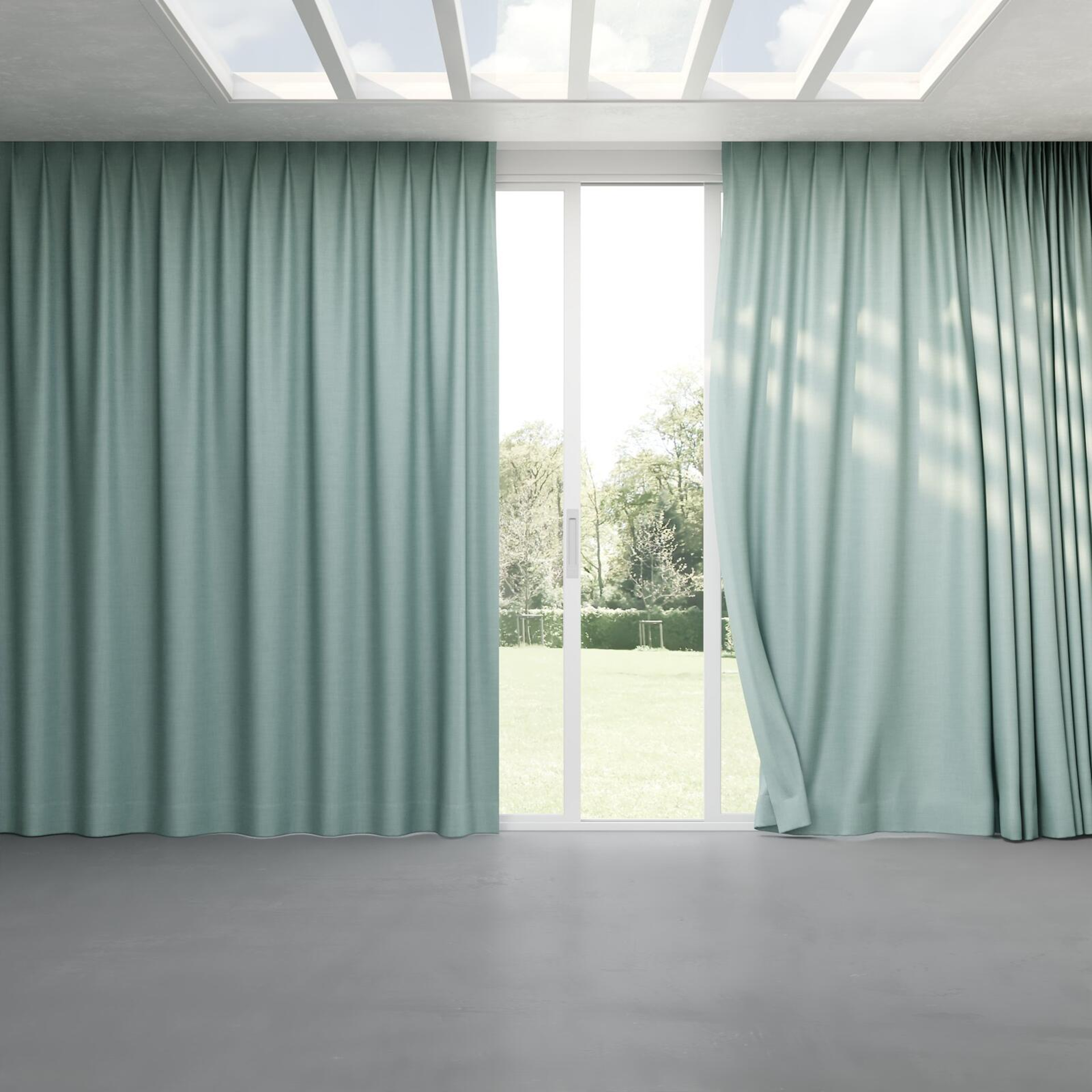 Full view of Keystone Mineral, pinch pleat