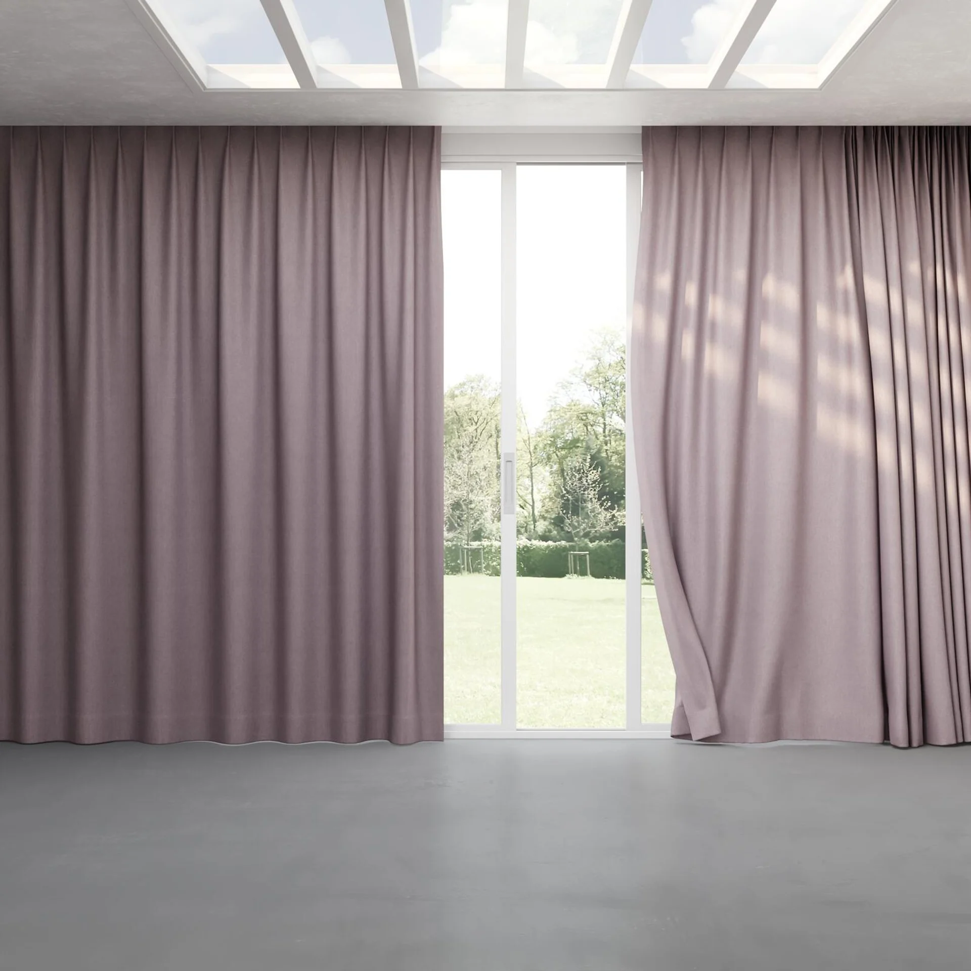 Full view of Rover Quartz, pinch pleat