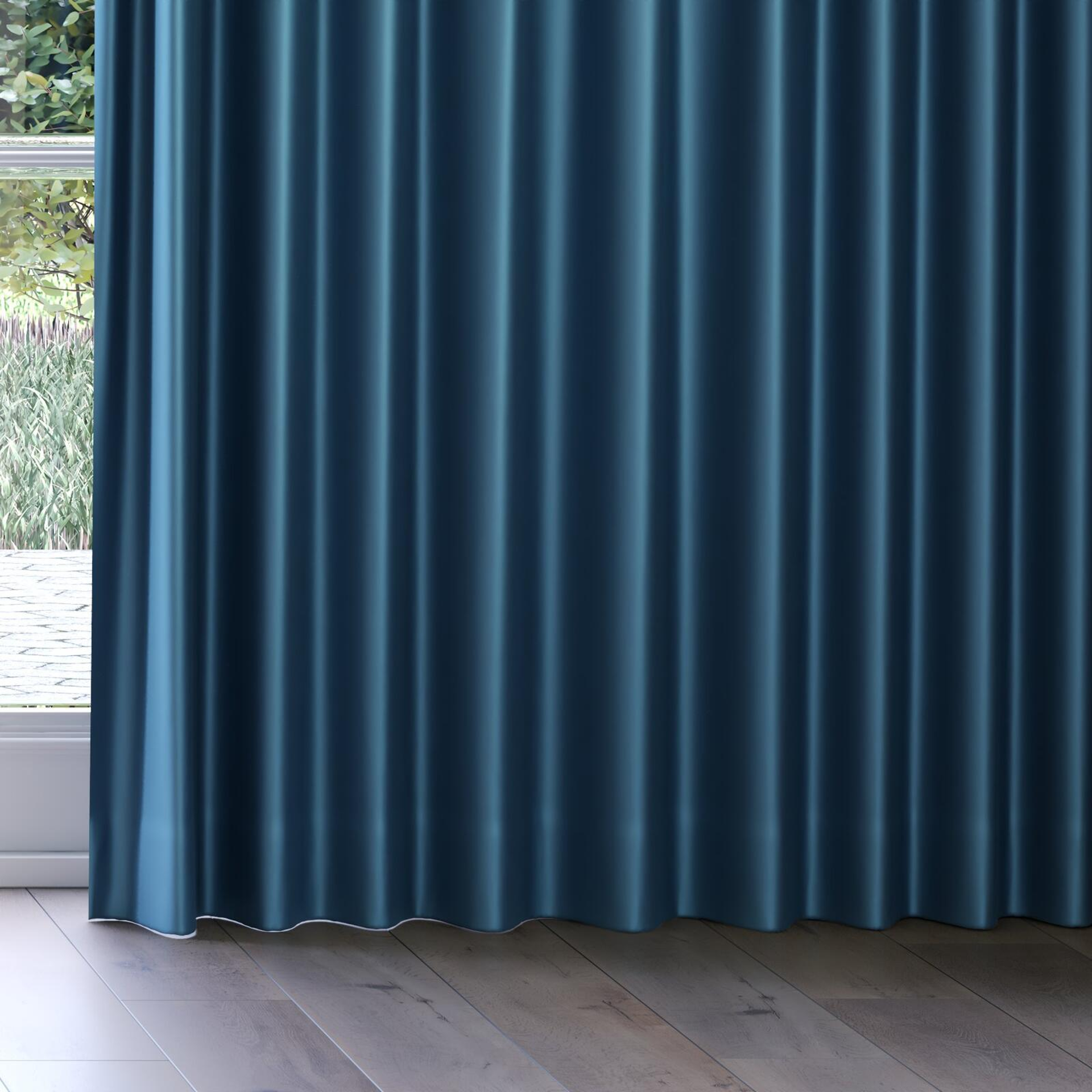 Bottom view of Moonbeam Ocean, on curtain rail