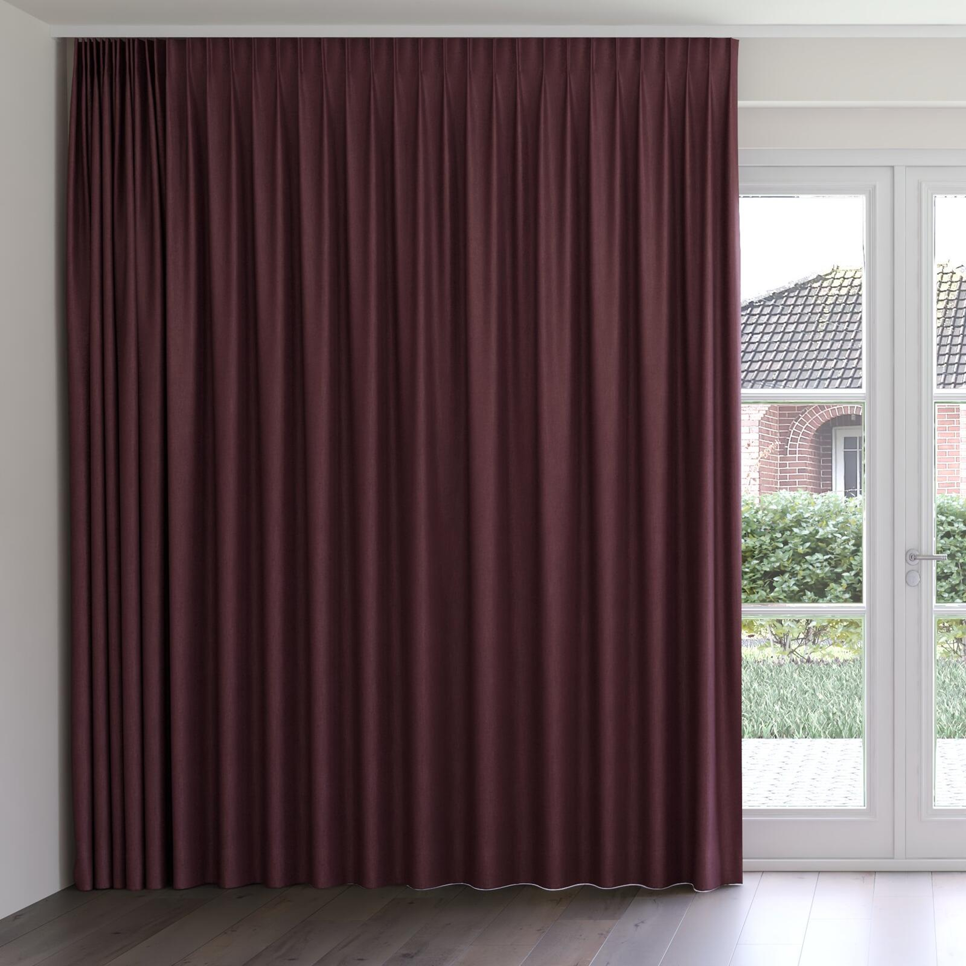 Front view of Bronco Aubergine, on curtain rail
