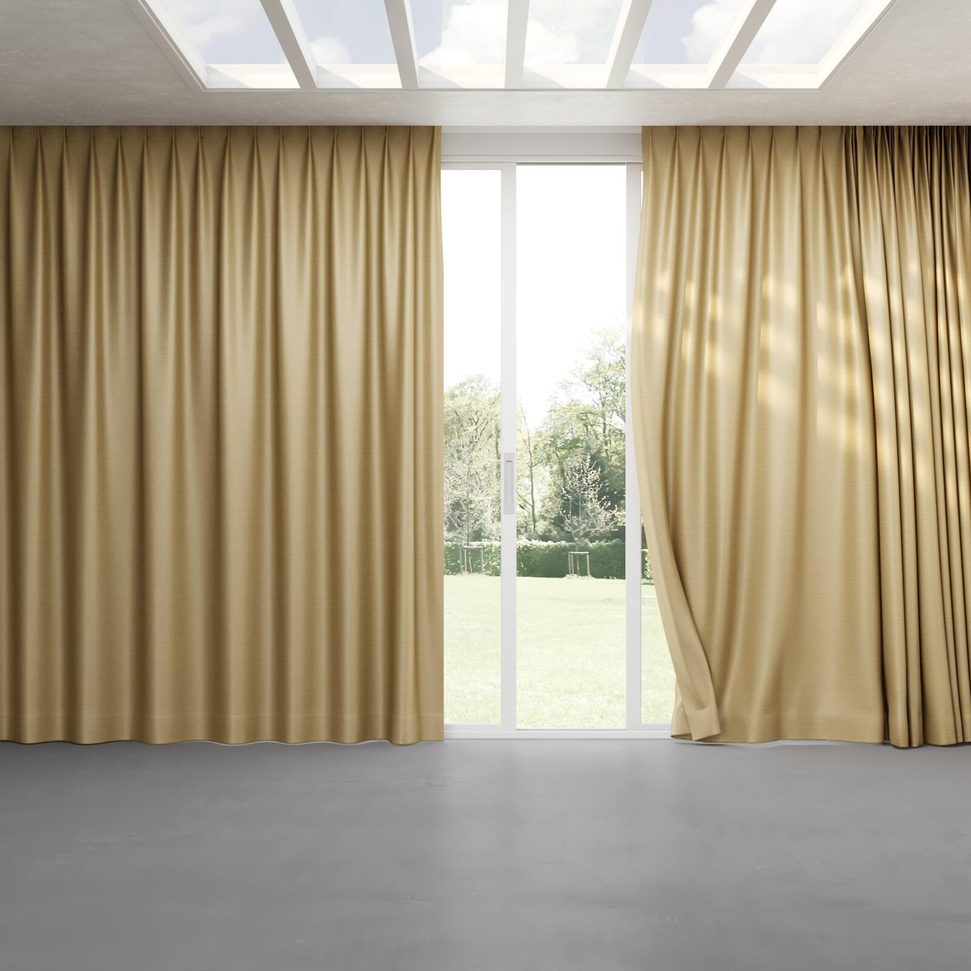Full view of Silky Mushroom, pinch pleat