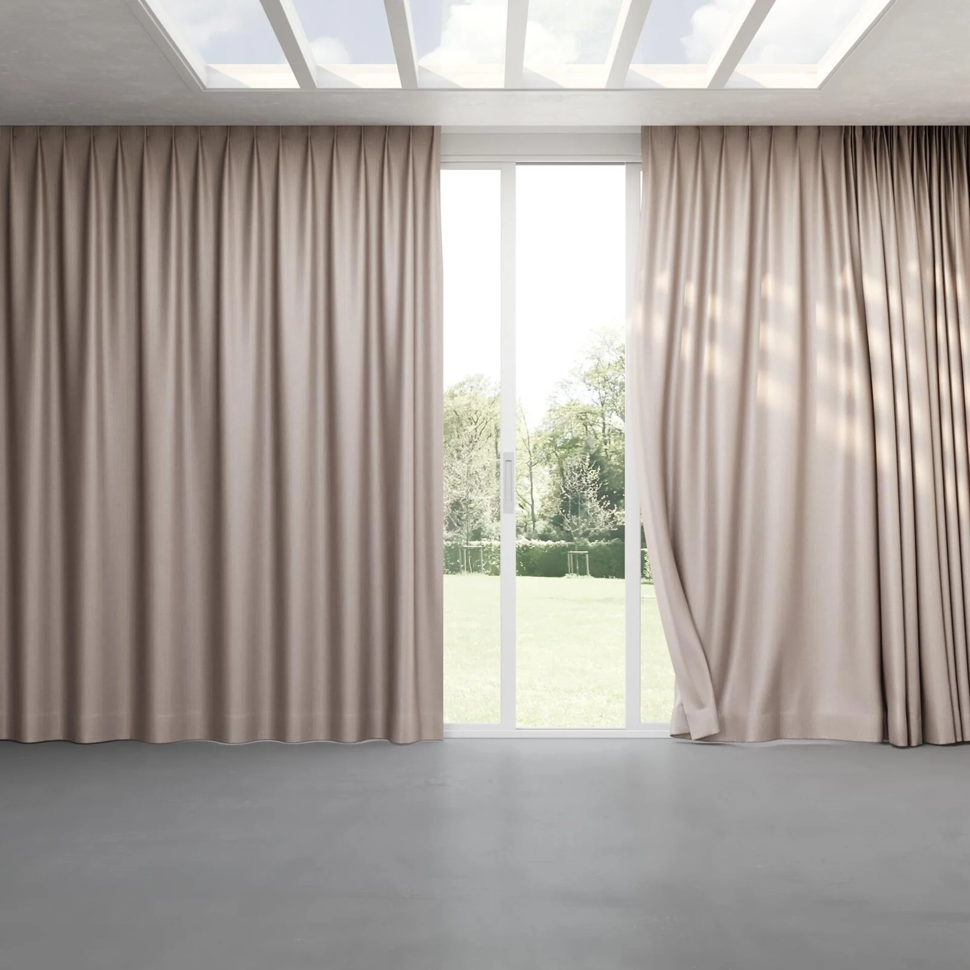 Full view of Leonardo Boudoir, pinch pleat