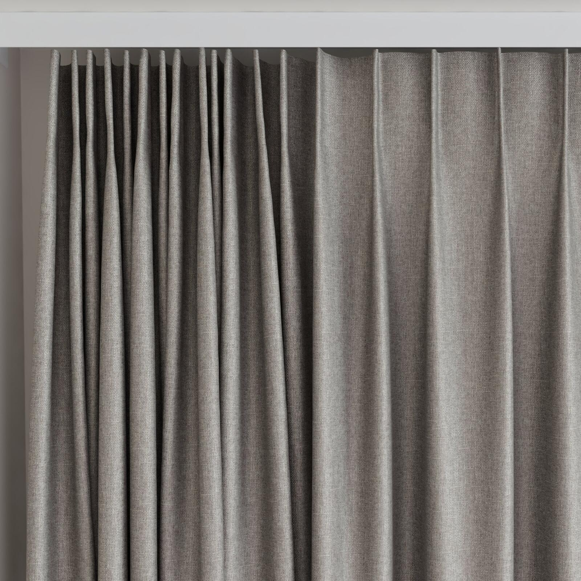 Top view of Tonga Griffin, on curtain rail