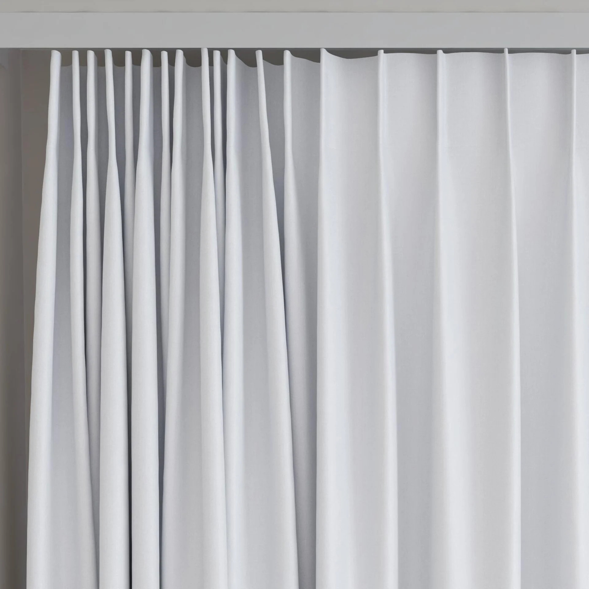 Top view of Kidglove Snow, on curtain rail