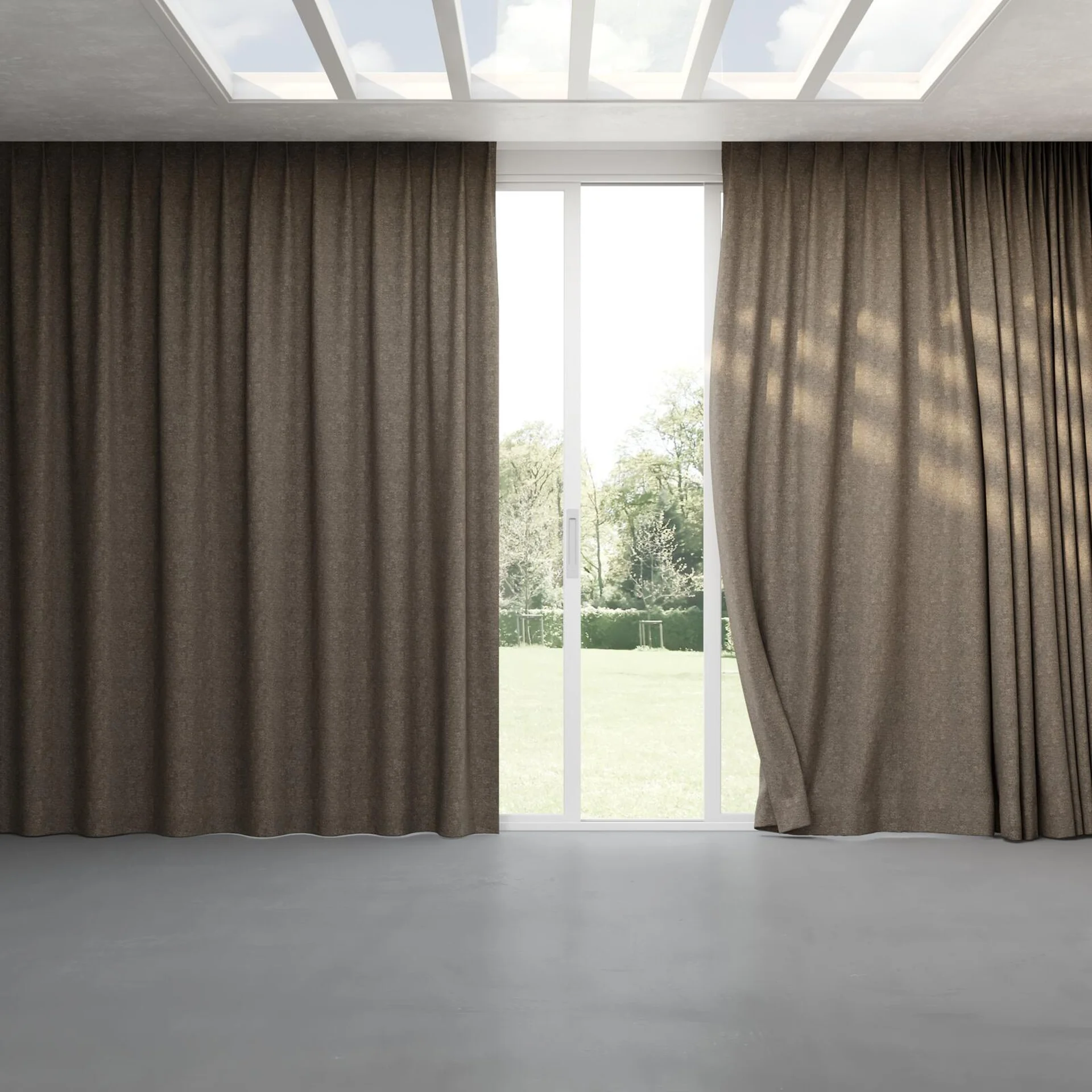 Full view of Metallique Pewter, pinch pleat