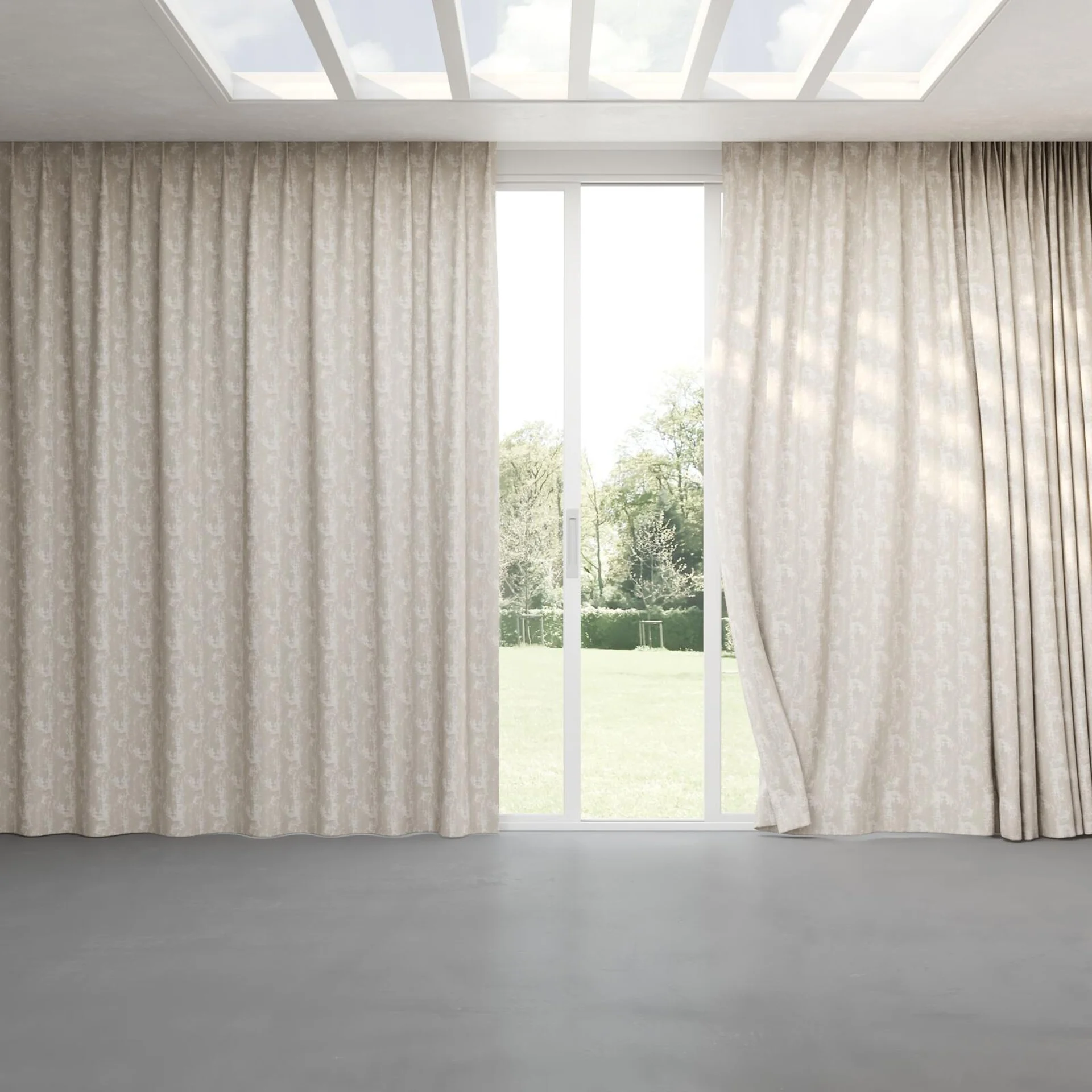 Full view of Innovation Dove, pinch pleat