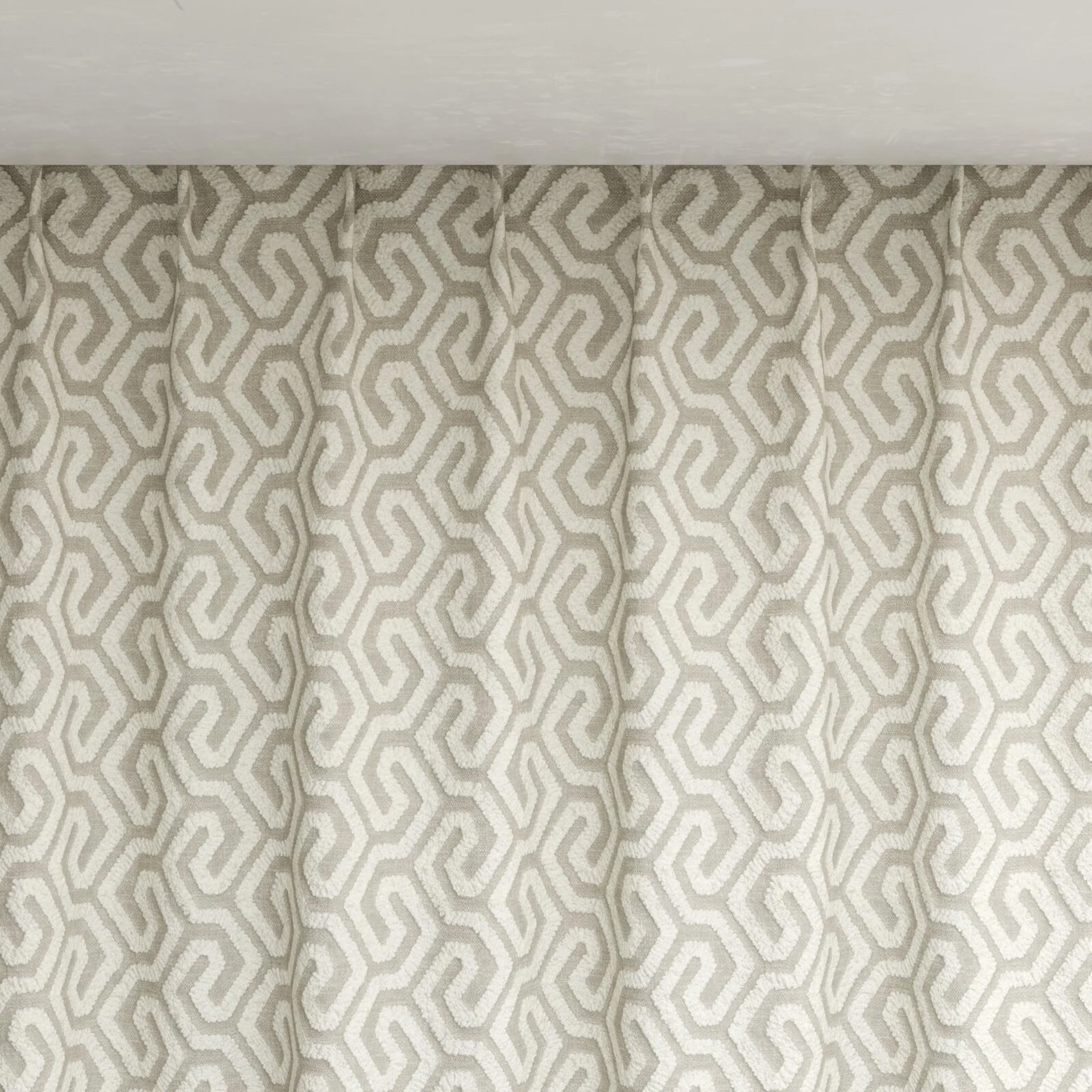 Top view of Comdeca Marble, pinch pleat