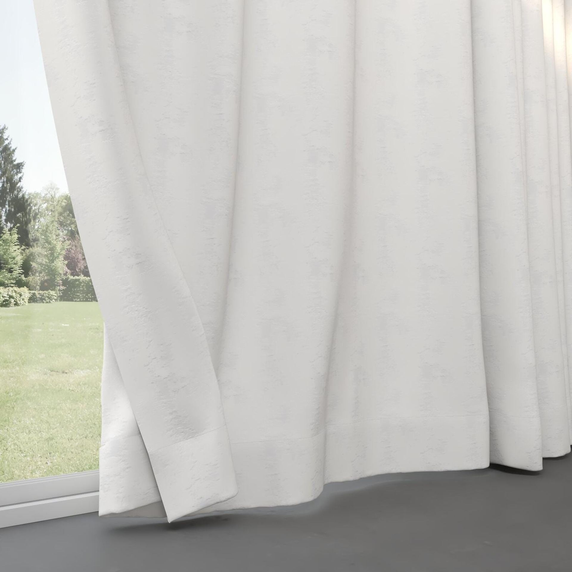 Bottom view of Innovation Snow, pinch pleat