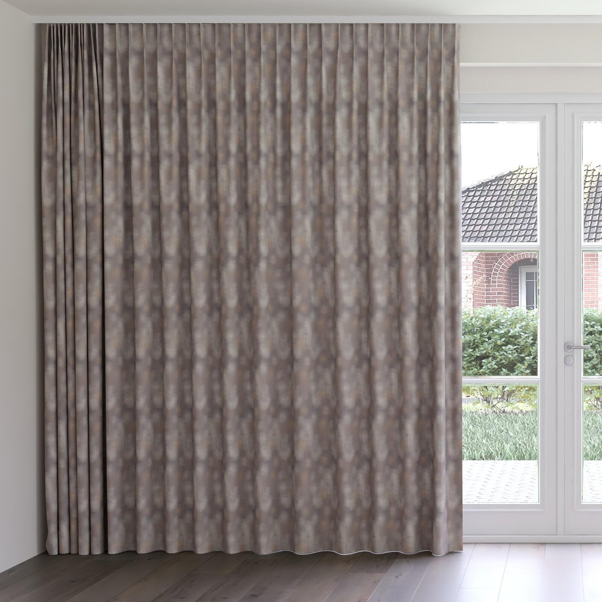 Front view of Juniper Parma, on curtain rail