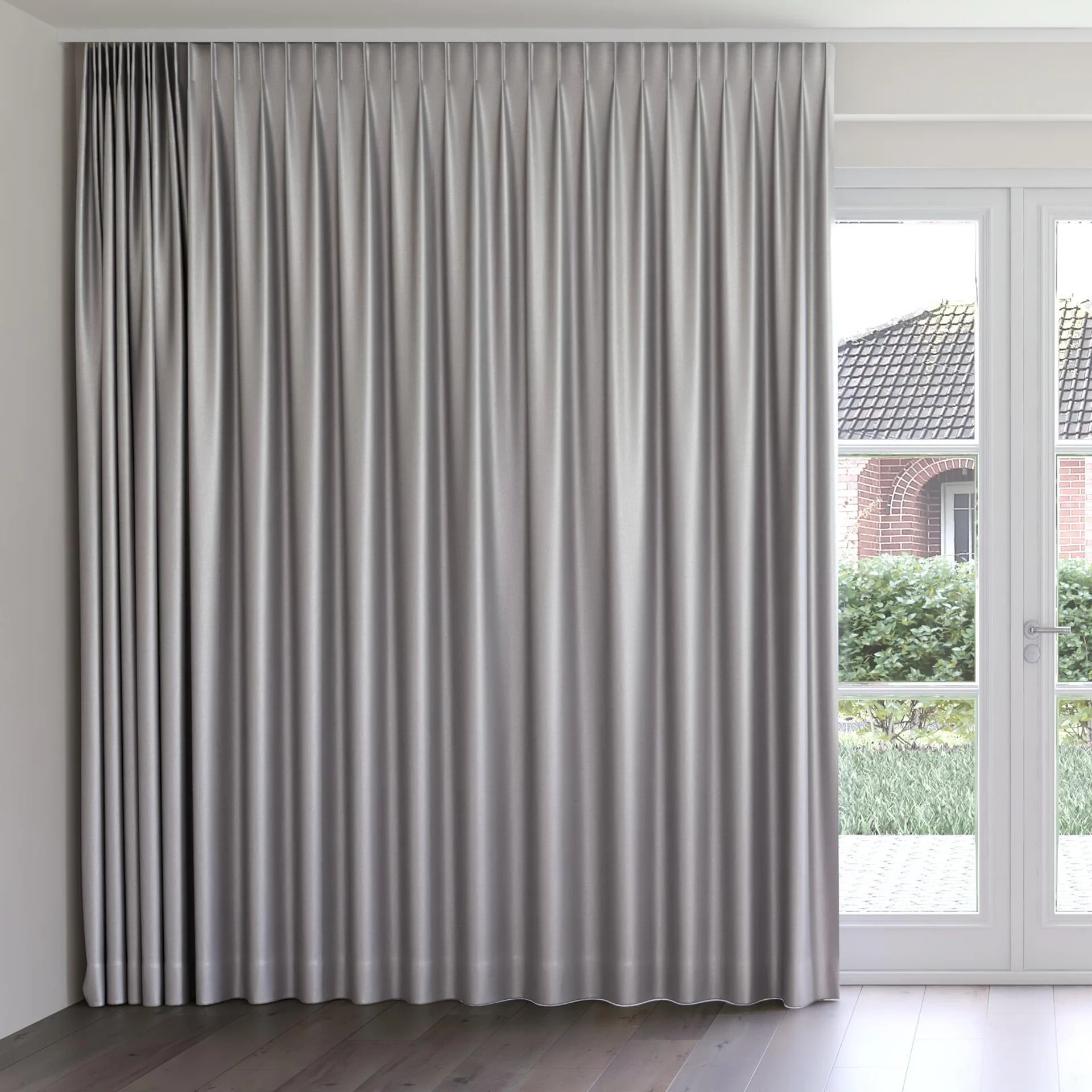 Front view of Consul Aluminium, on curtain rail