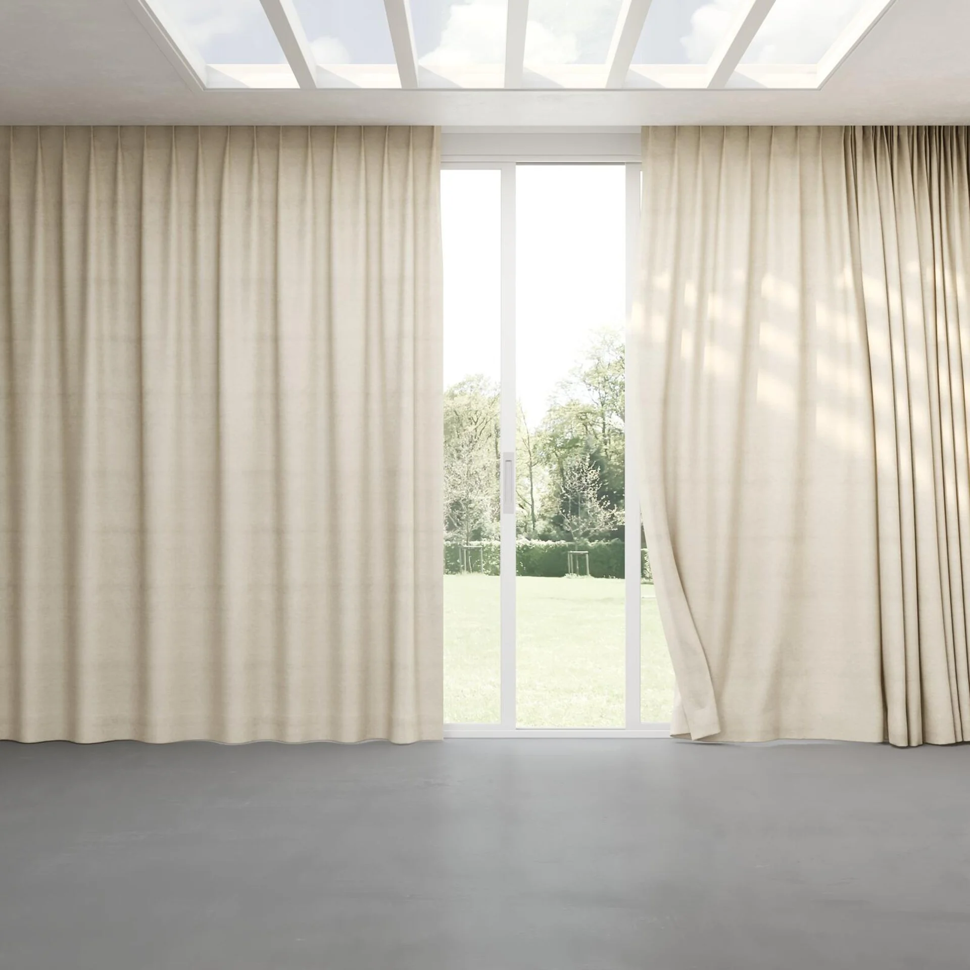 Full view of Baron Raffia, pinch pleat