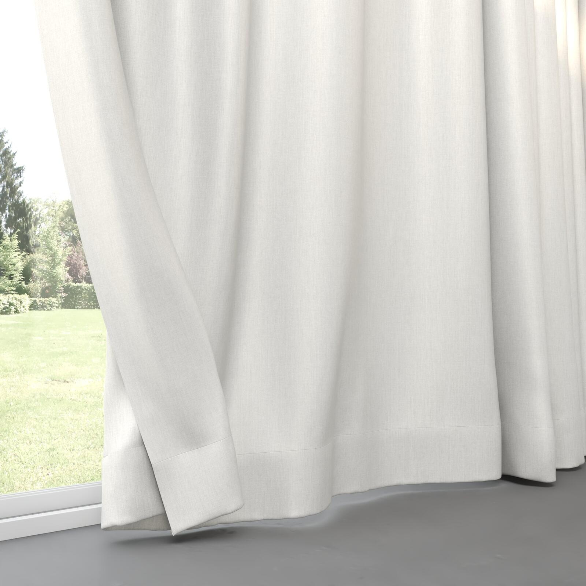 Bottom view of Matrix Pearl, pinch pleat