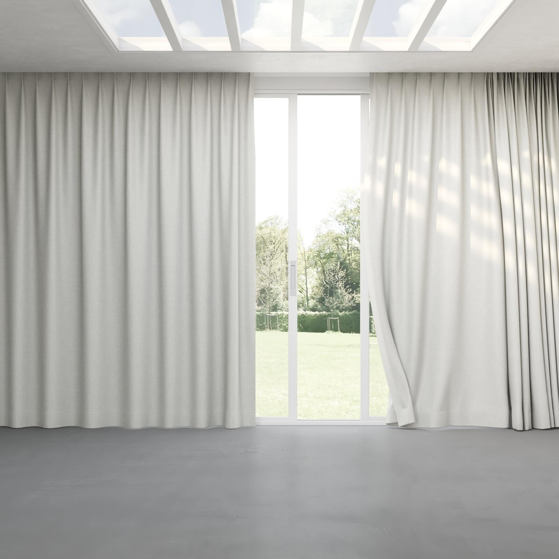 Full view of Perfecto Sterling, pinch pleat
