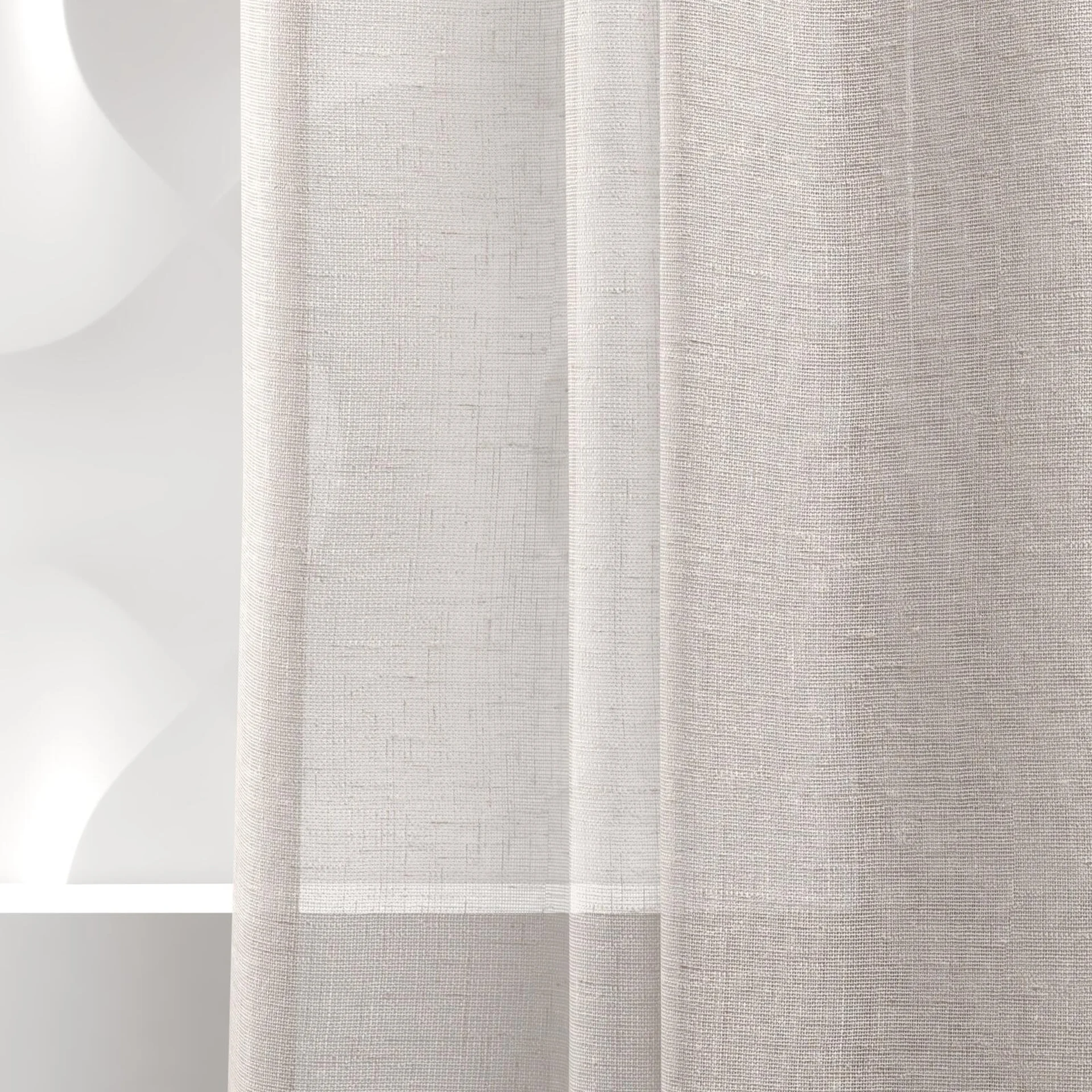 Detailed view of Graceful Linen