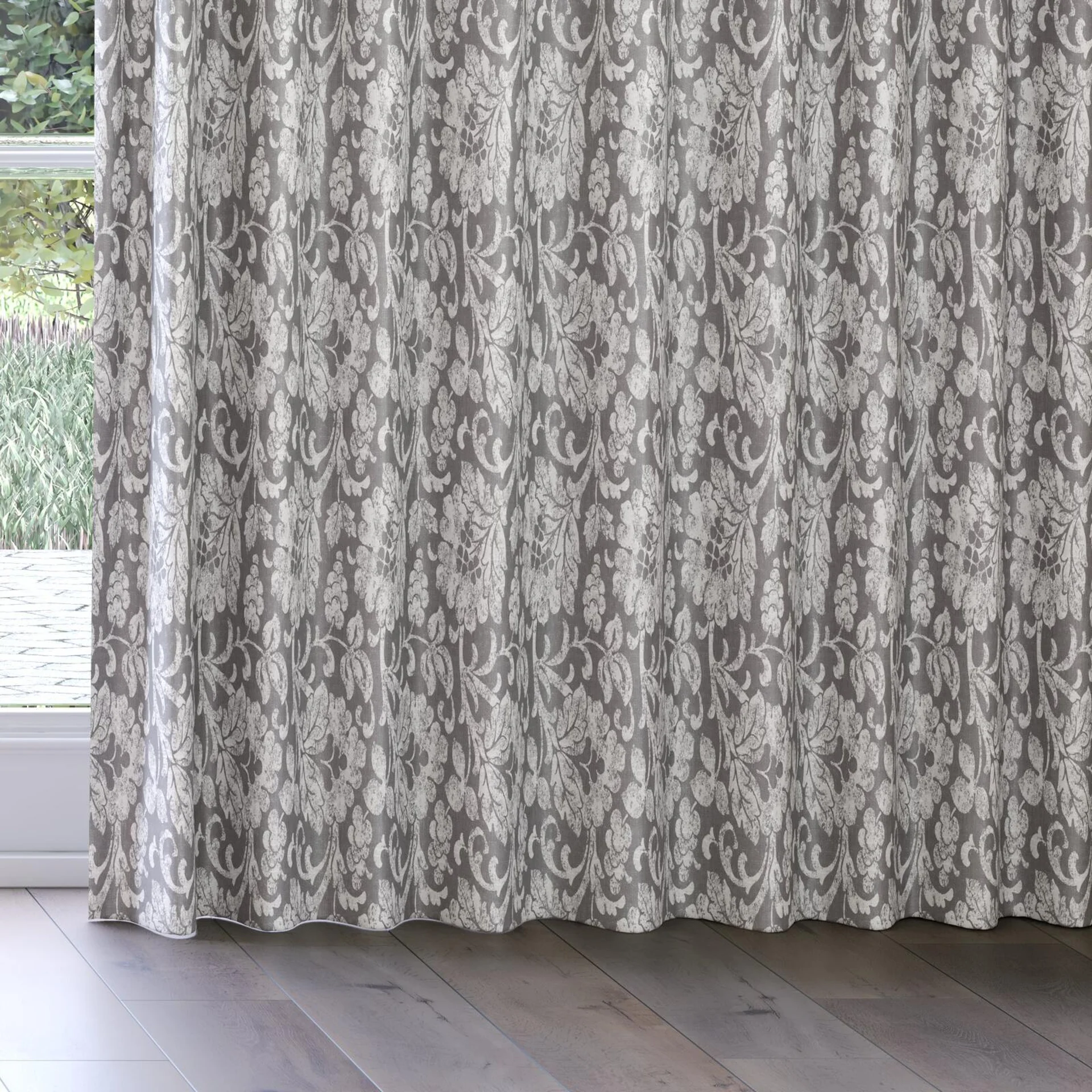 Bottom view of Florentine Silver, on curtain rail