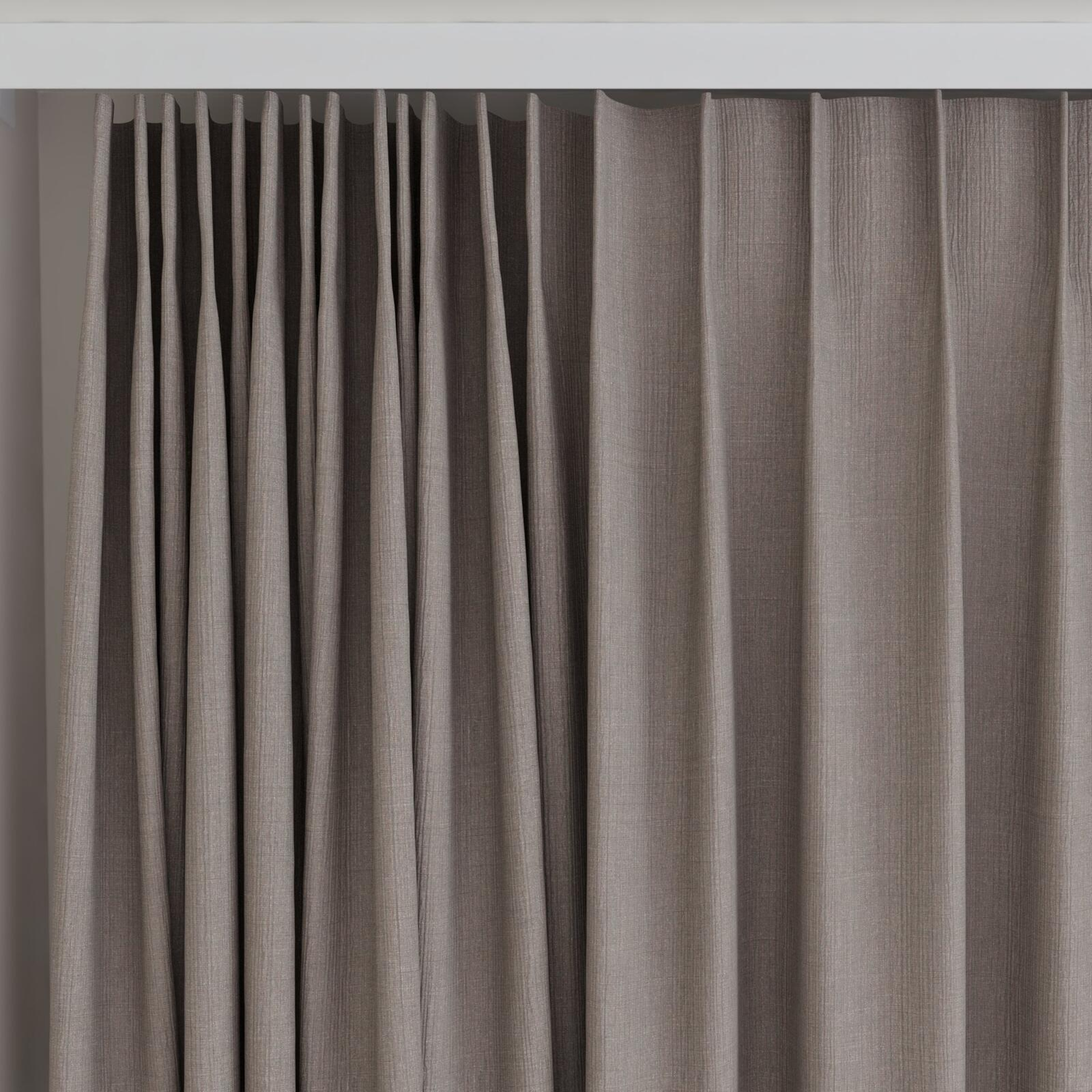 Top view of Northstar Oyster, on curtain rail